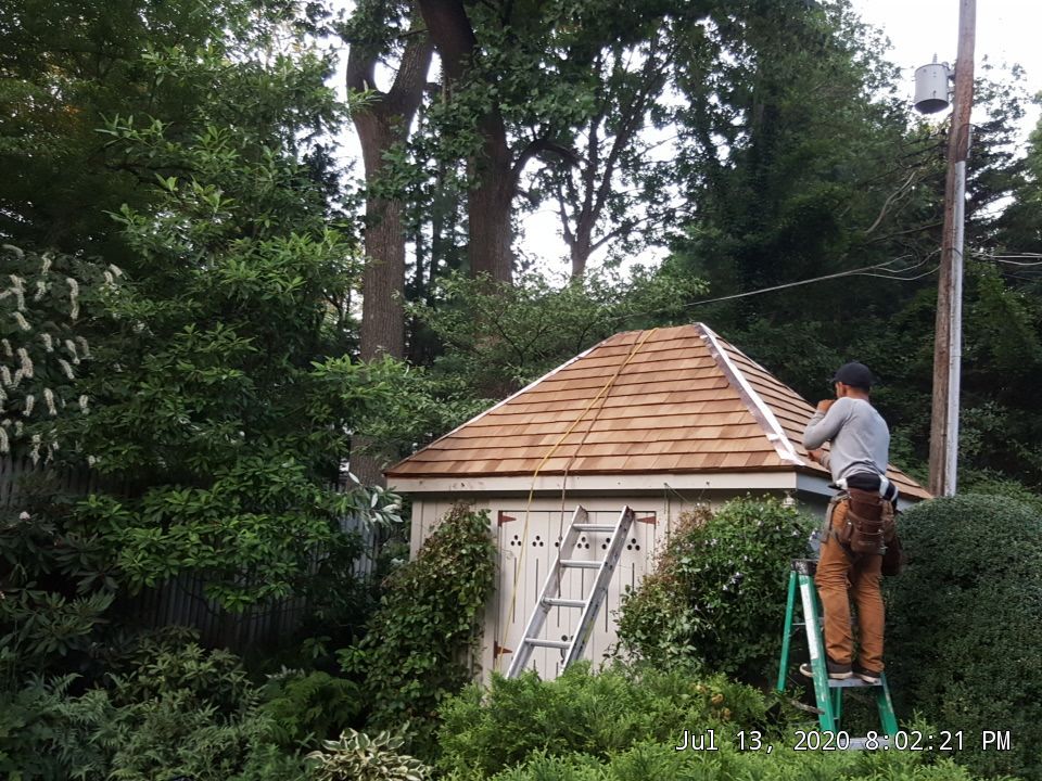 Cedar Roof in Ruxton using Cedar Roof by Roof Right Inc