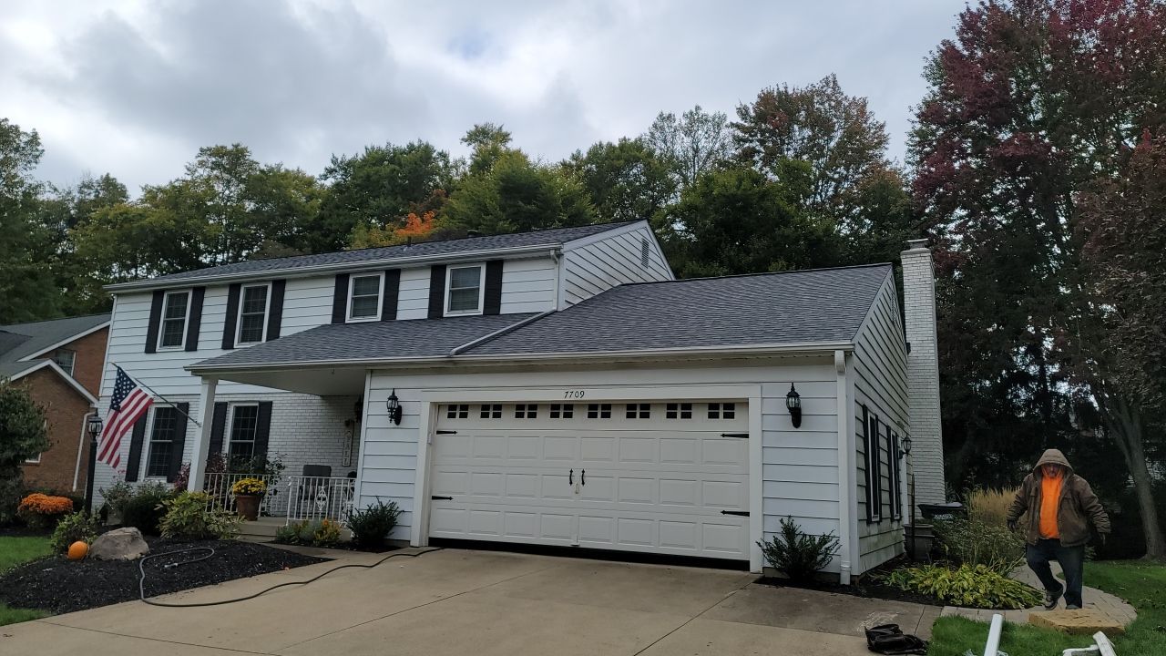 CERTAINTEED LANDMARK COLOR: PEWTER DRIP EDGE: WHITE by Eagle Eye Roofing