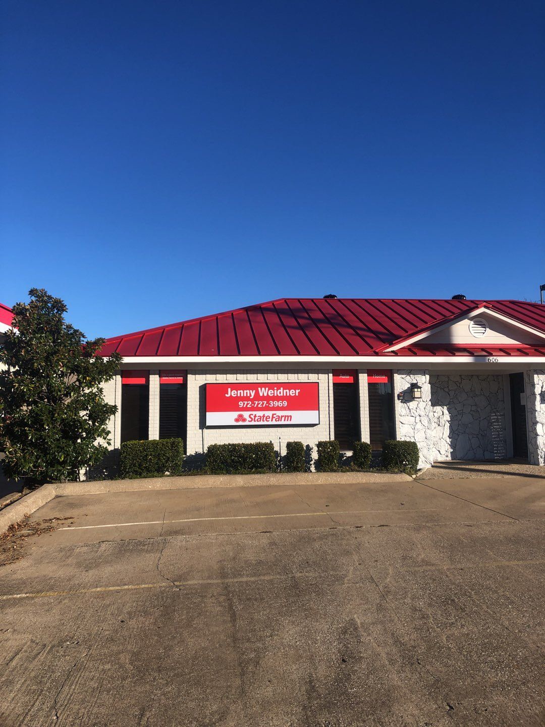 Commercial metal roof by Springtree Restoration 