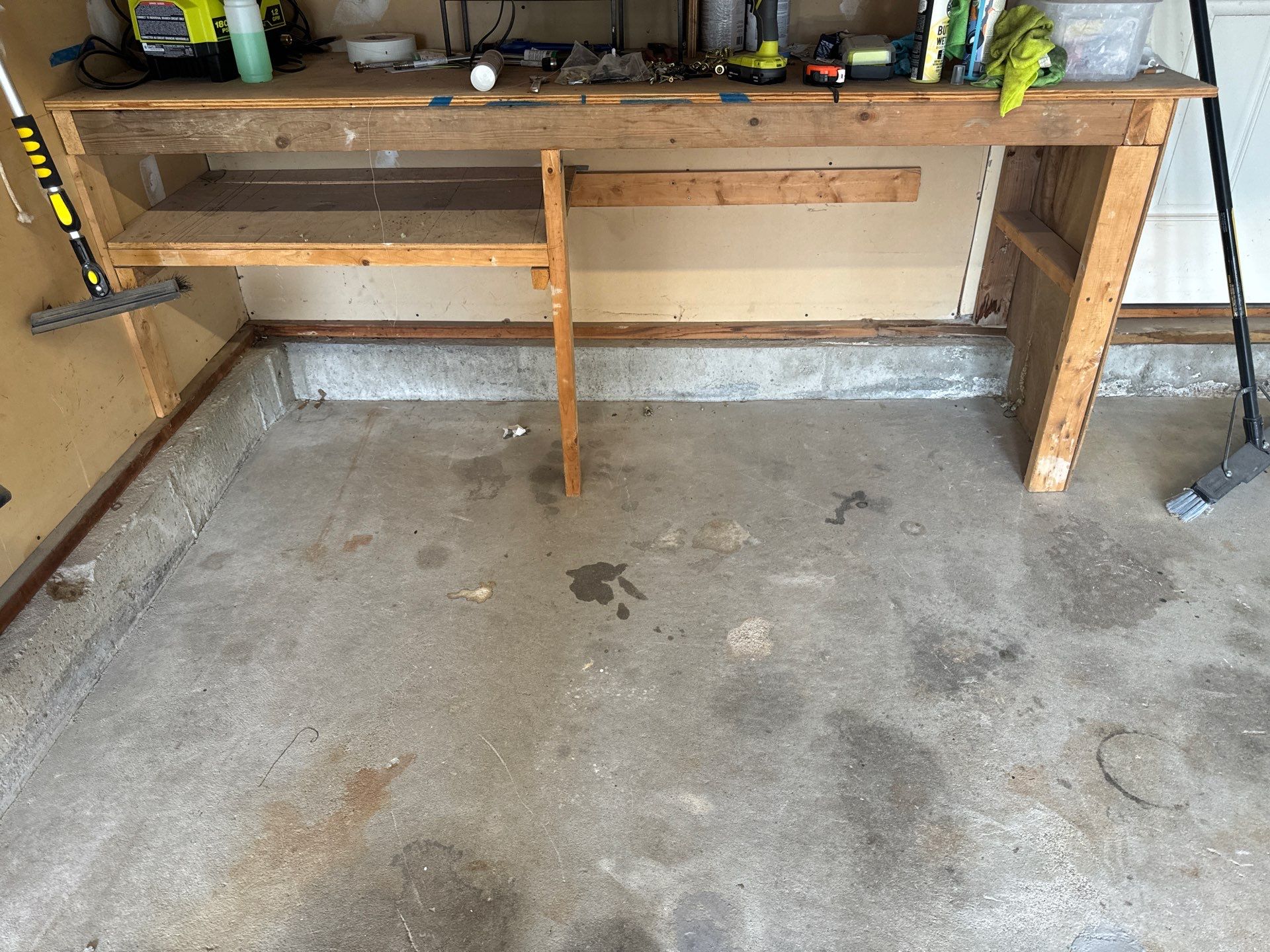 Garage in Nashua, NH 03060 by Symphony Concrete Coatings