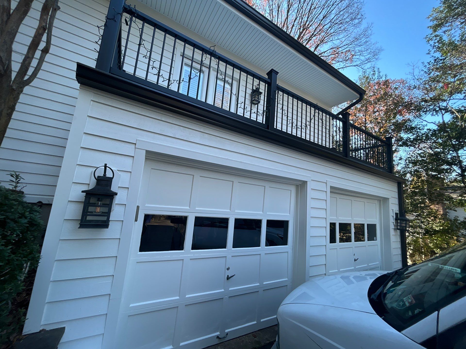 Arlington: Bevel Cedar Wood Siding Restoration by RM Banning, Inc.