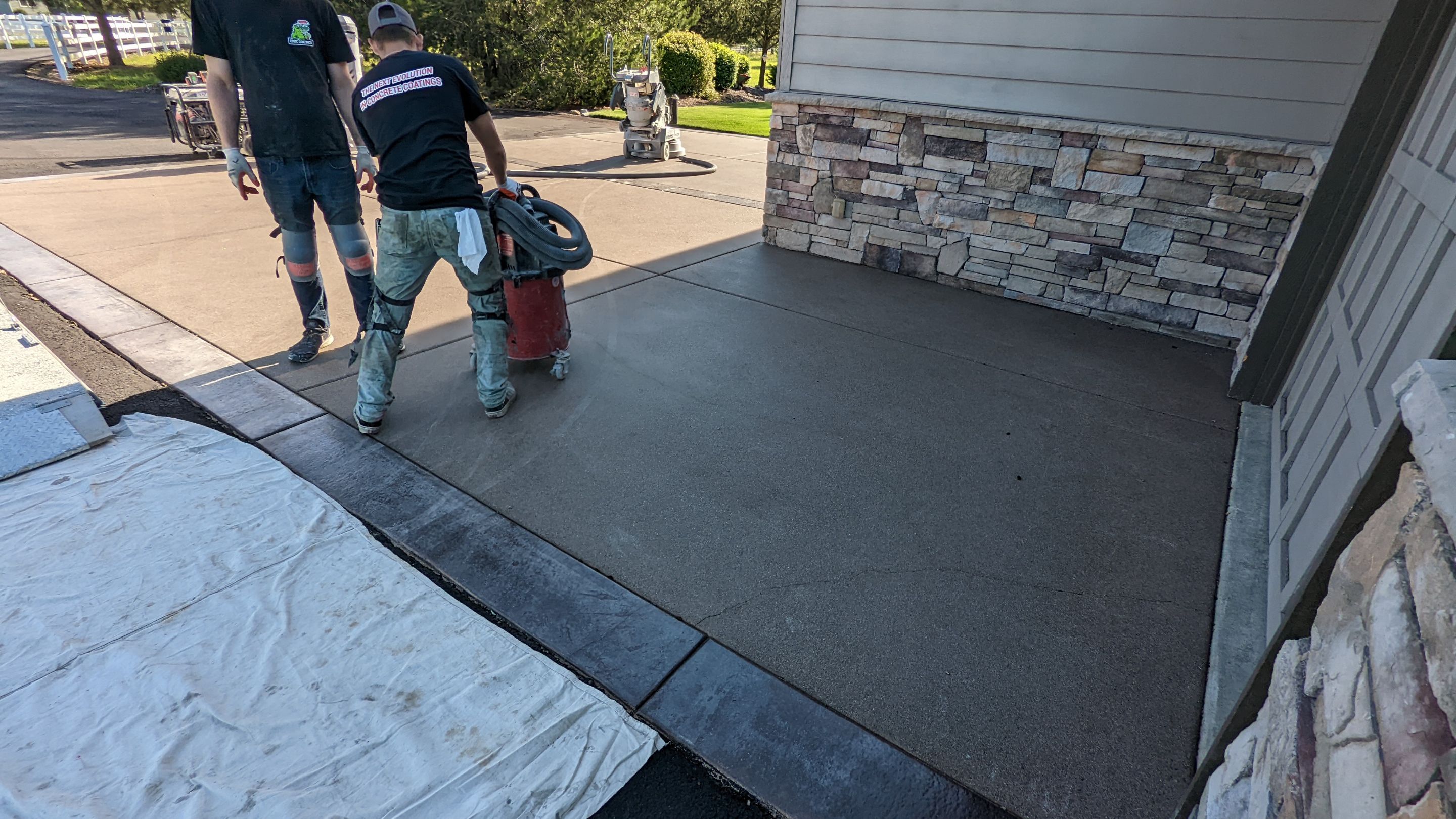 Driveway using Pecan and Chestnut Trim by Croc Coatings, LLC