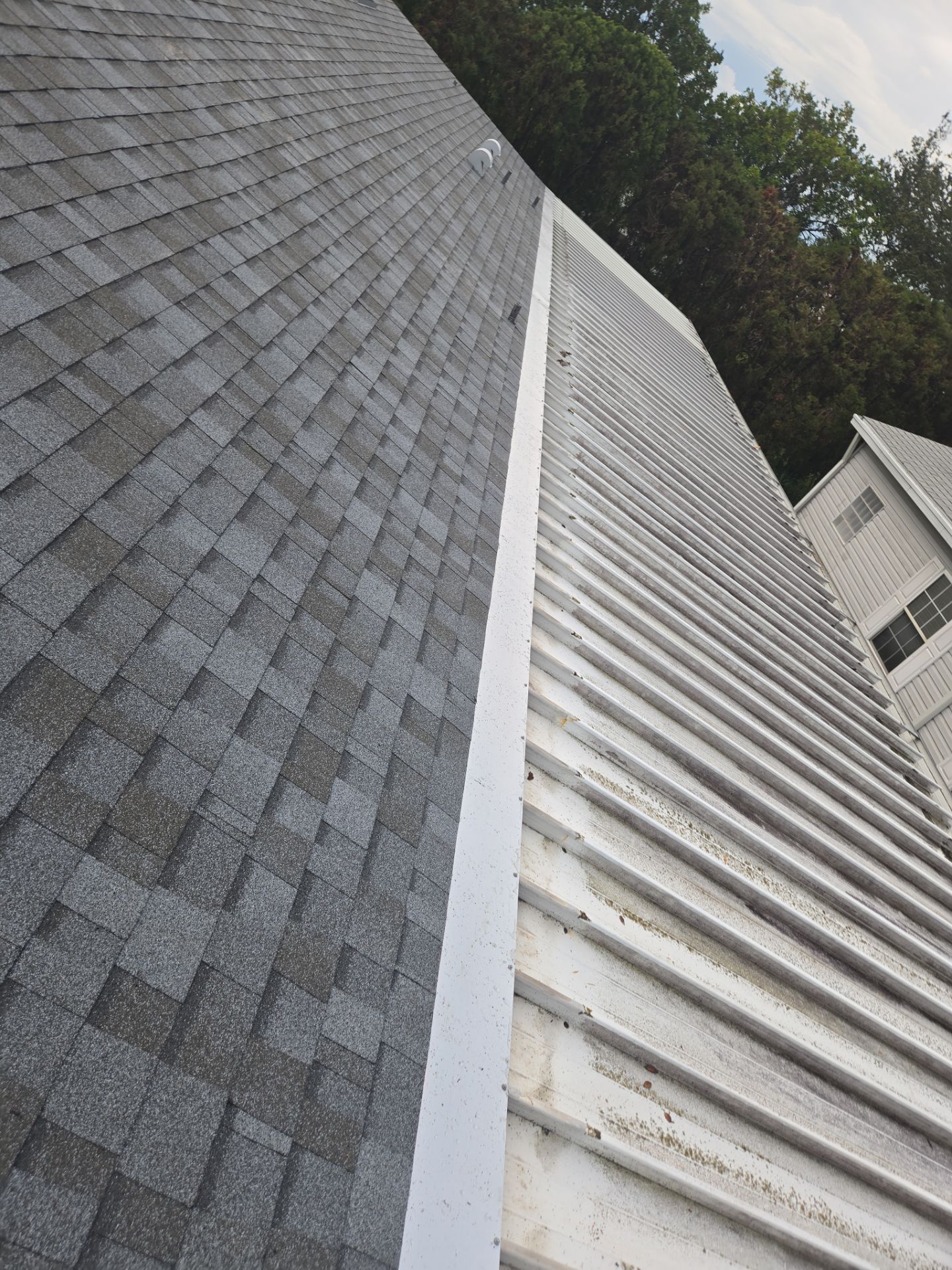 Project in Largo 33770 by Mitchell Roofing Company LLC 