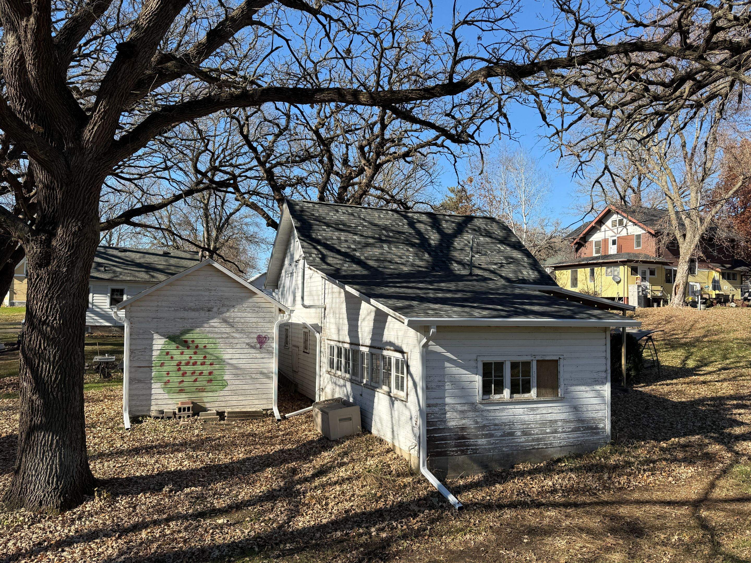 Garage Roof Replacement and Gutter Guard Installation in Red Oak by Star Home