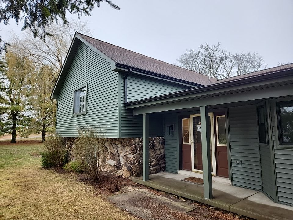 Siding Replacement using CertainTeed Restoration Classis D4 by 180 Contractors