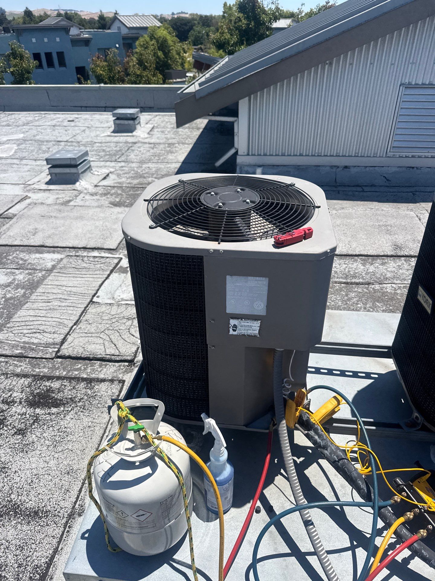 AC Replacment On Roof In Petaluma by Green Core Heating & Air