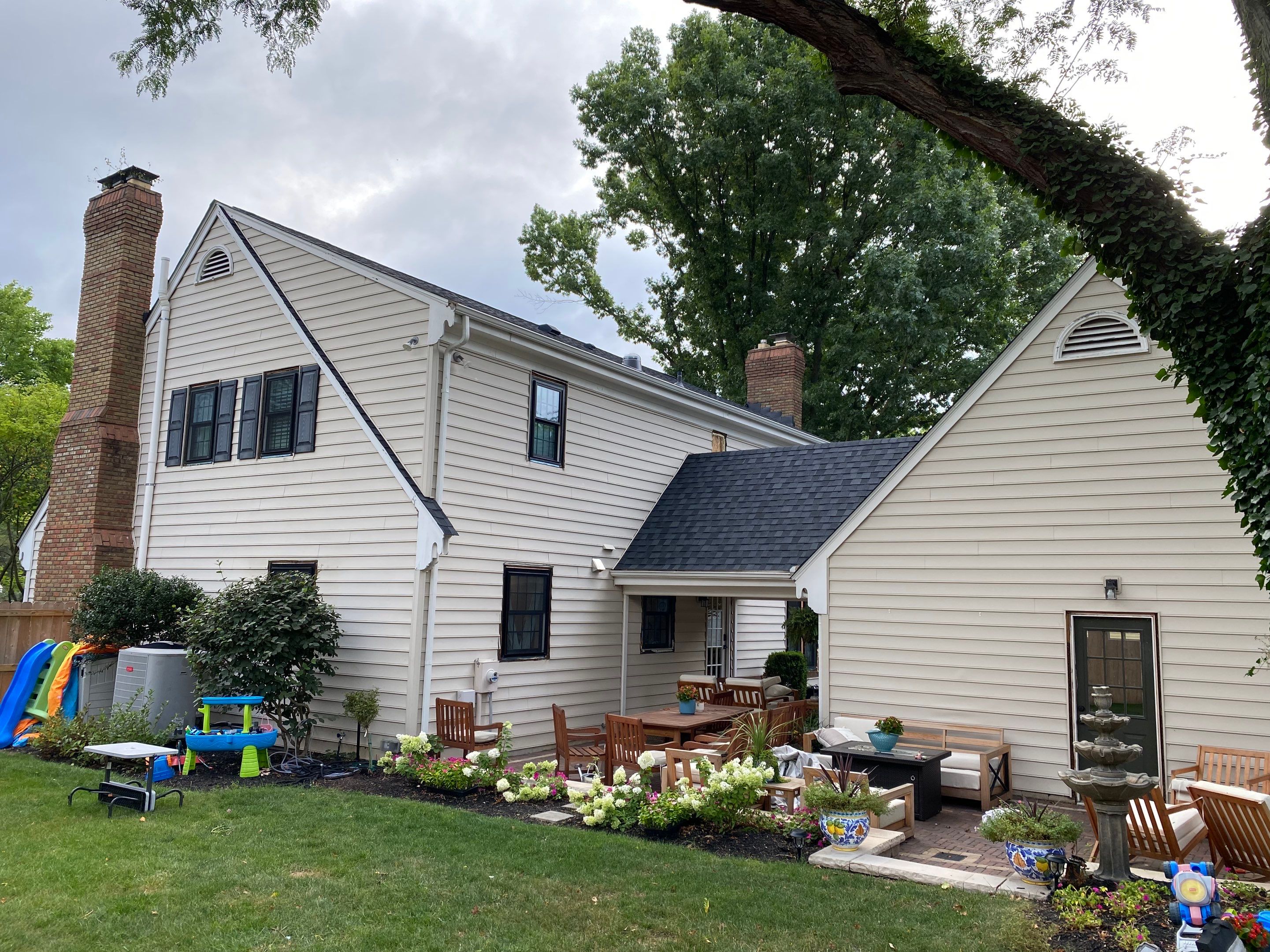 Residential Roofing Installation using James Hardie Fiber Cement Lap Siding and Certainteed Landmark Pro Shingles by Best Exteriors Inc