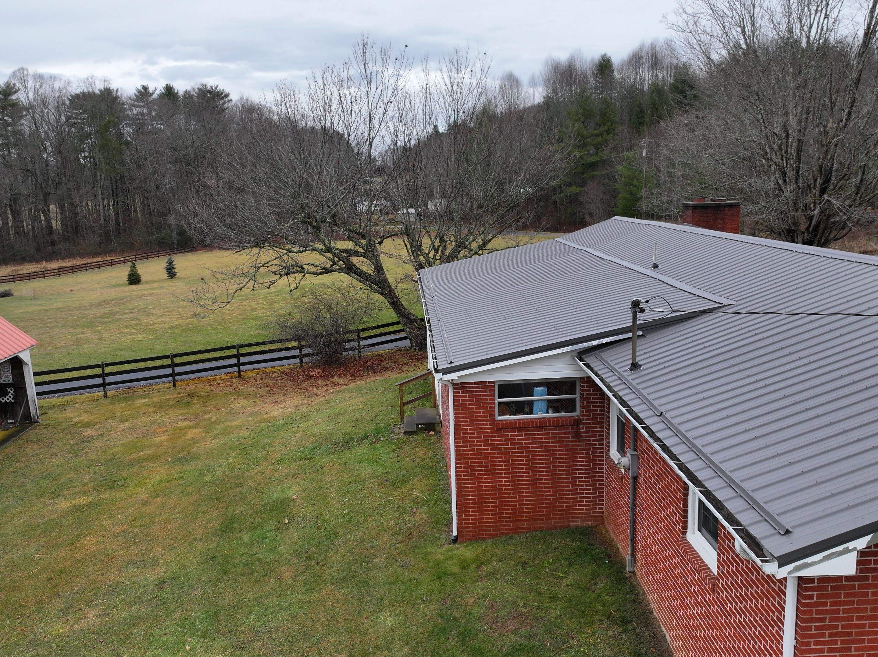 Schofield Residence by Omnia Roofing