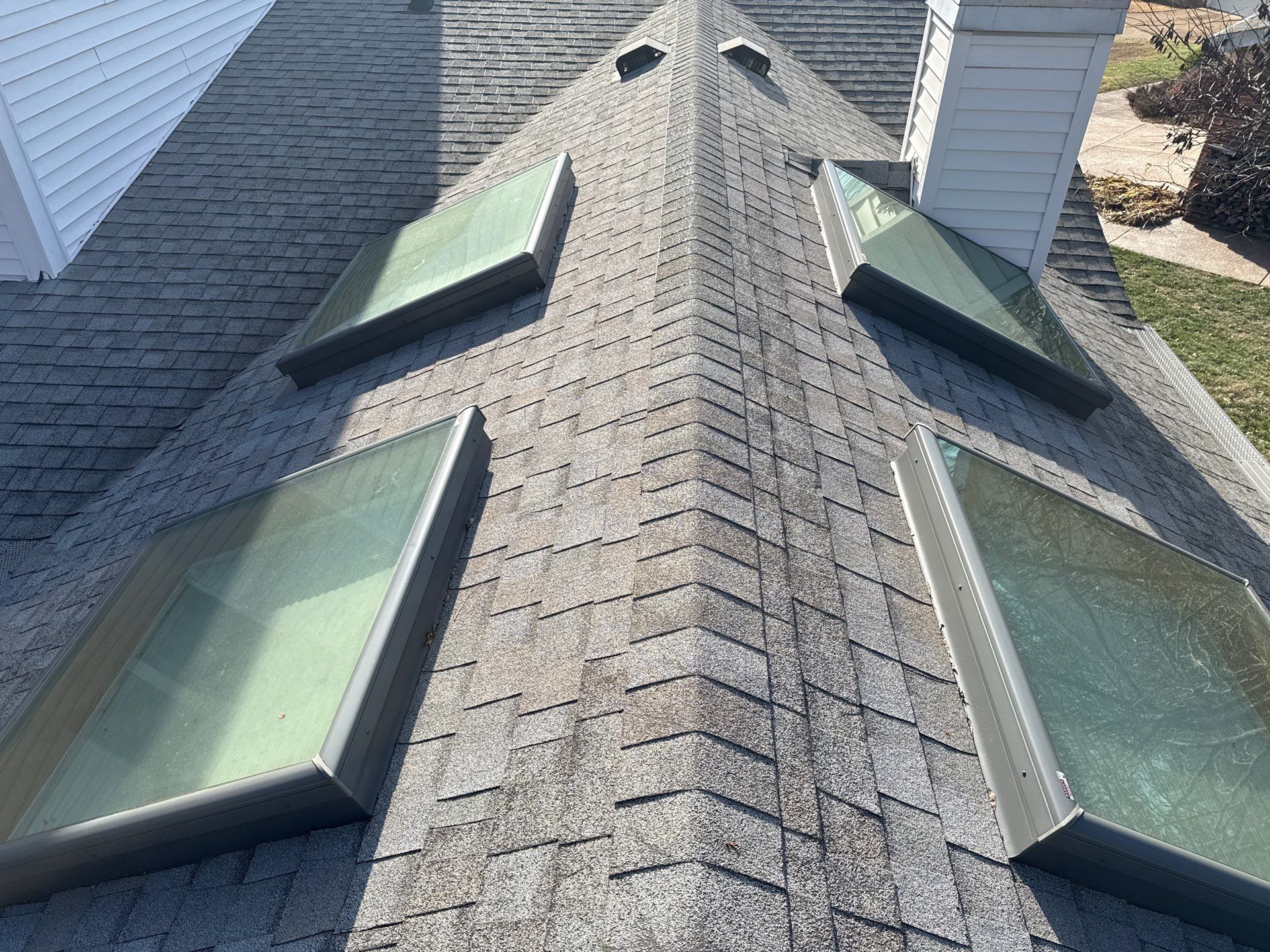 Roof Replacement in Des Peres by Midwest Construction Group LLC