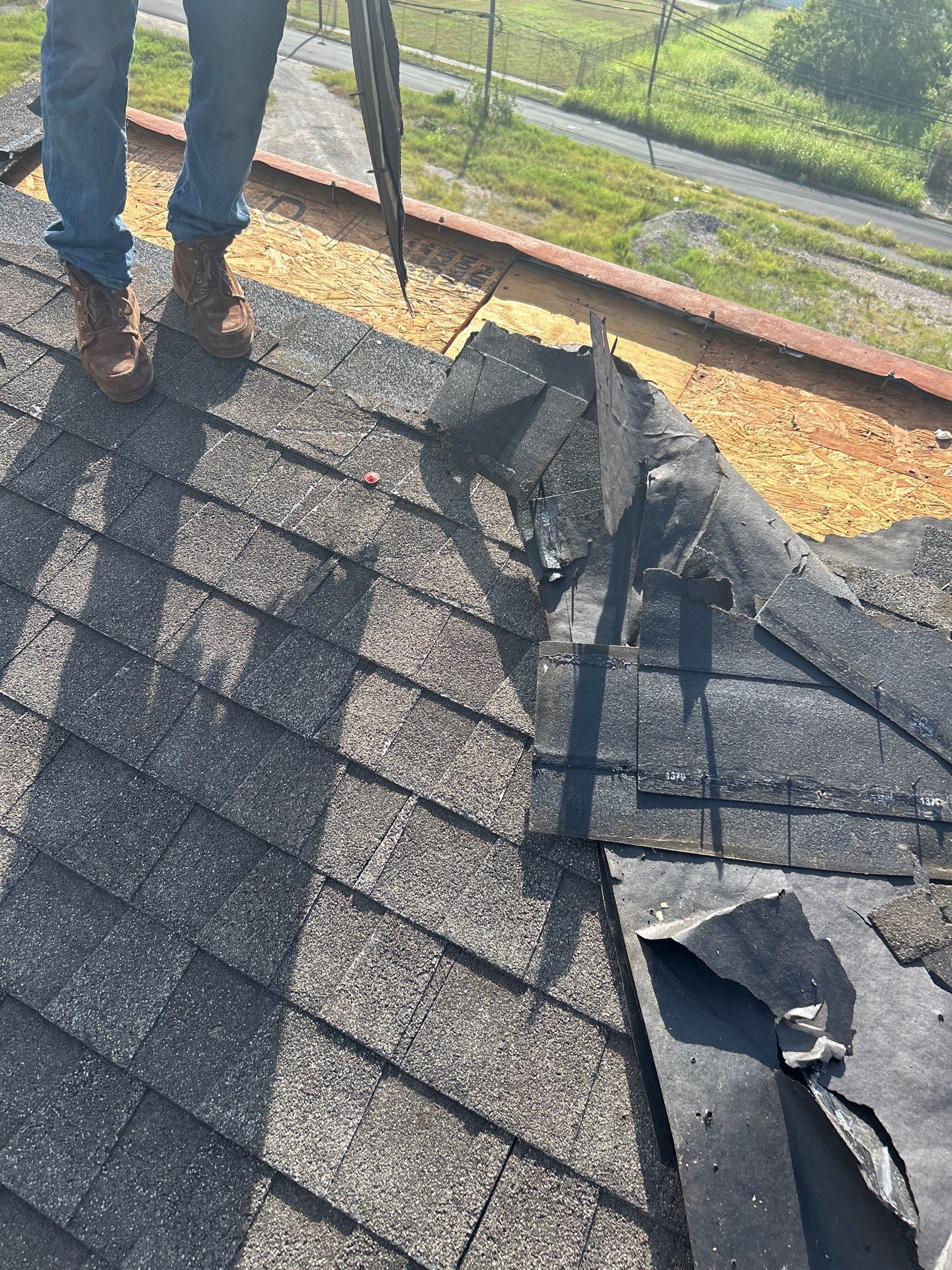 Residential Roofing Installation using Owen's Corning Duration (Lifetime) Shingles by Roof Repair Company