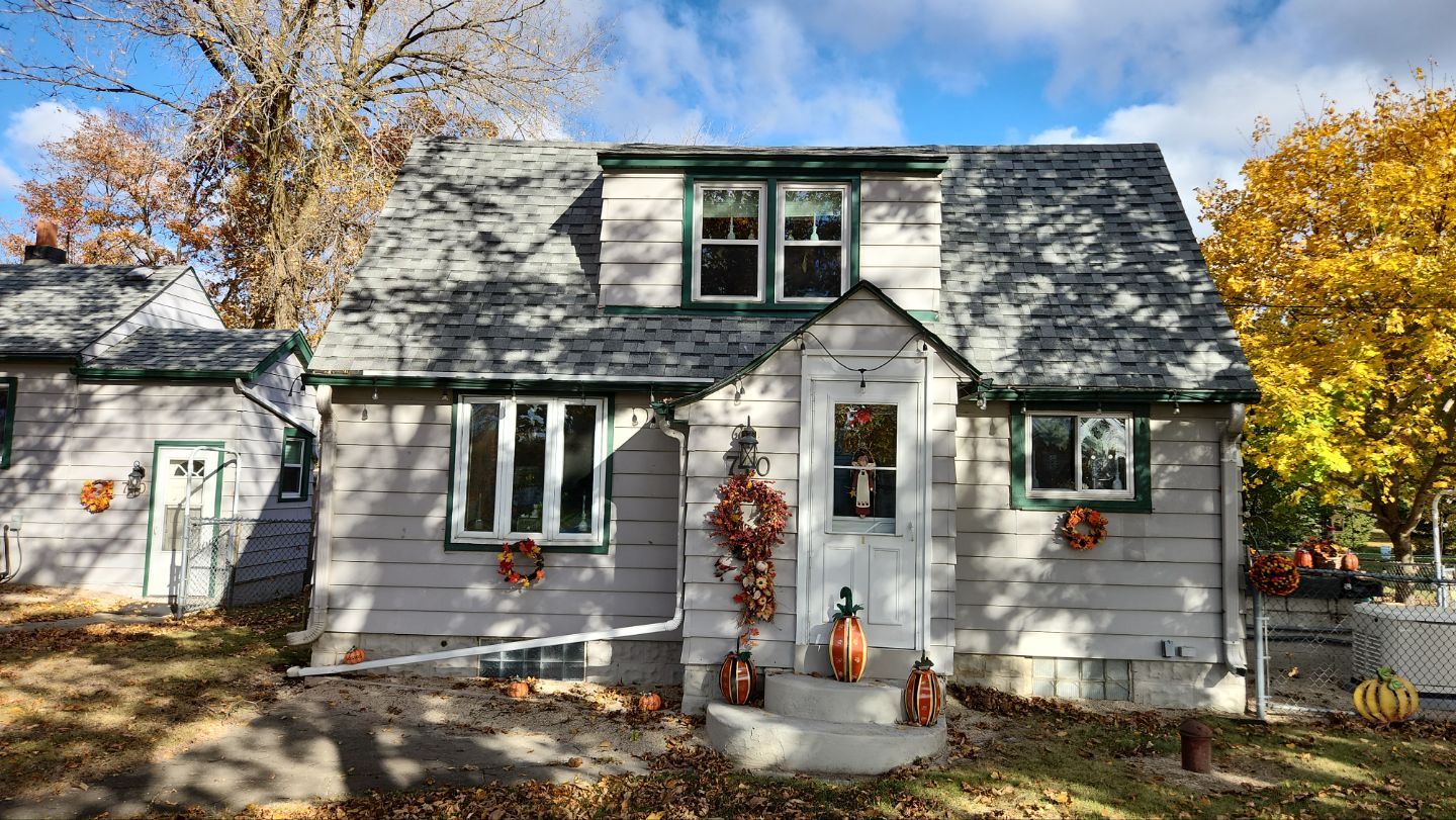*Expert Standing Seam Metal Roof Installation in Slinger, Wisconsin** by Stendahl Services