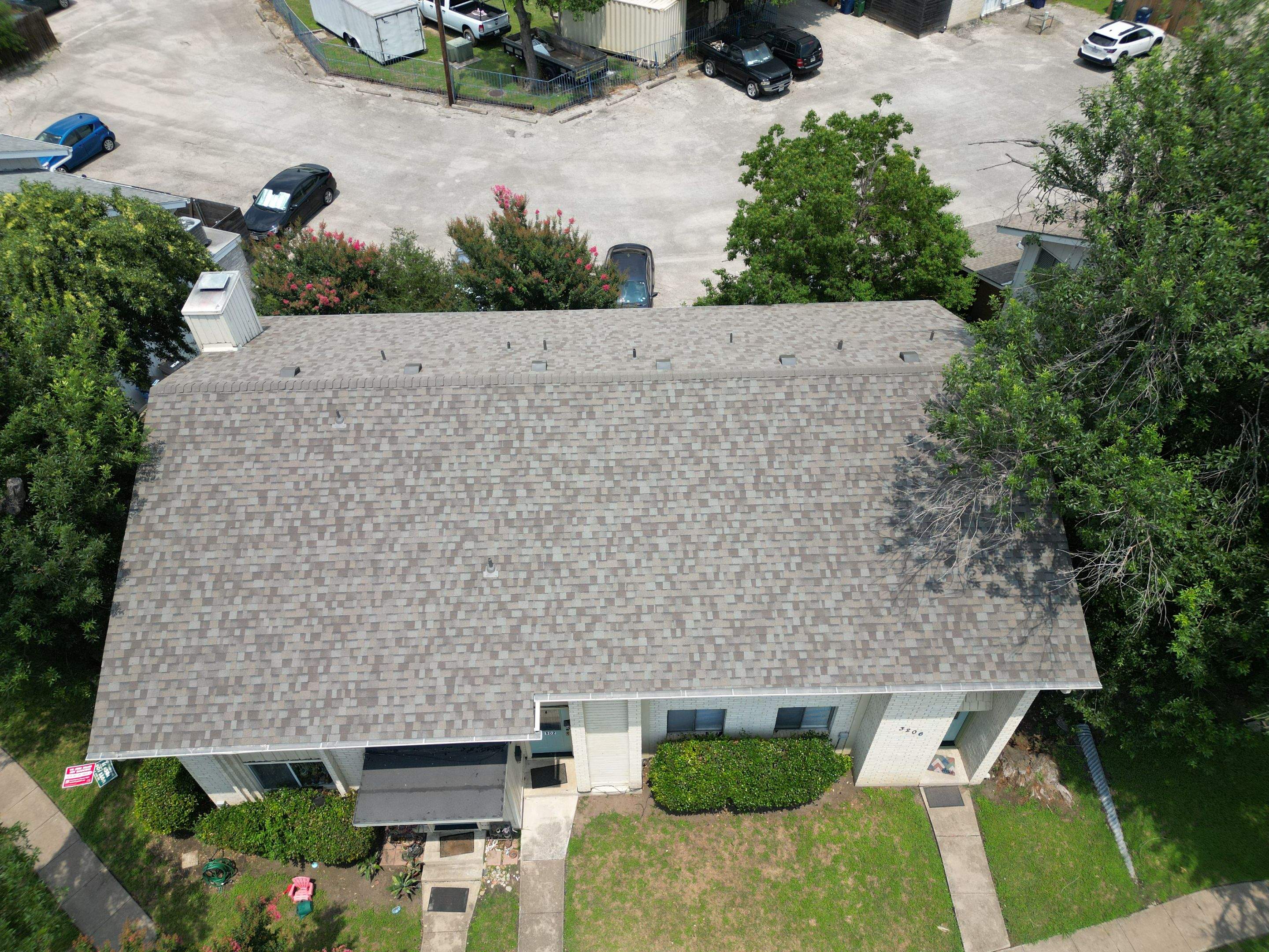 Driftwood - Owens Corning TruDefinition Duration by RoofsOnly.com