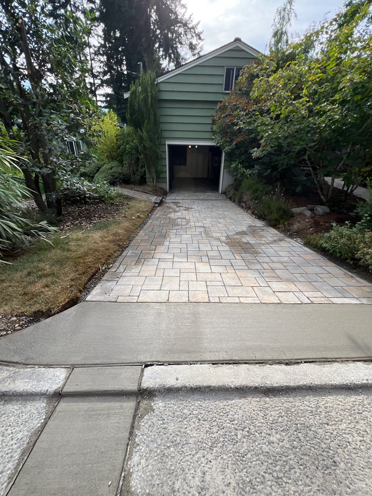 Pavers Driveway & Walkway with Concrete Lip | Seattle  by Jireh Asphalt & Concrete Inc 