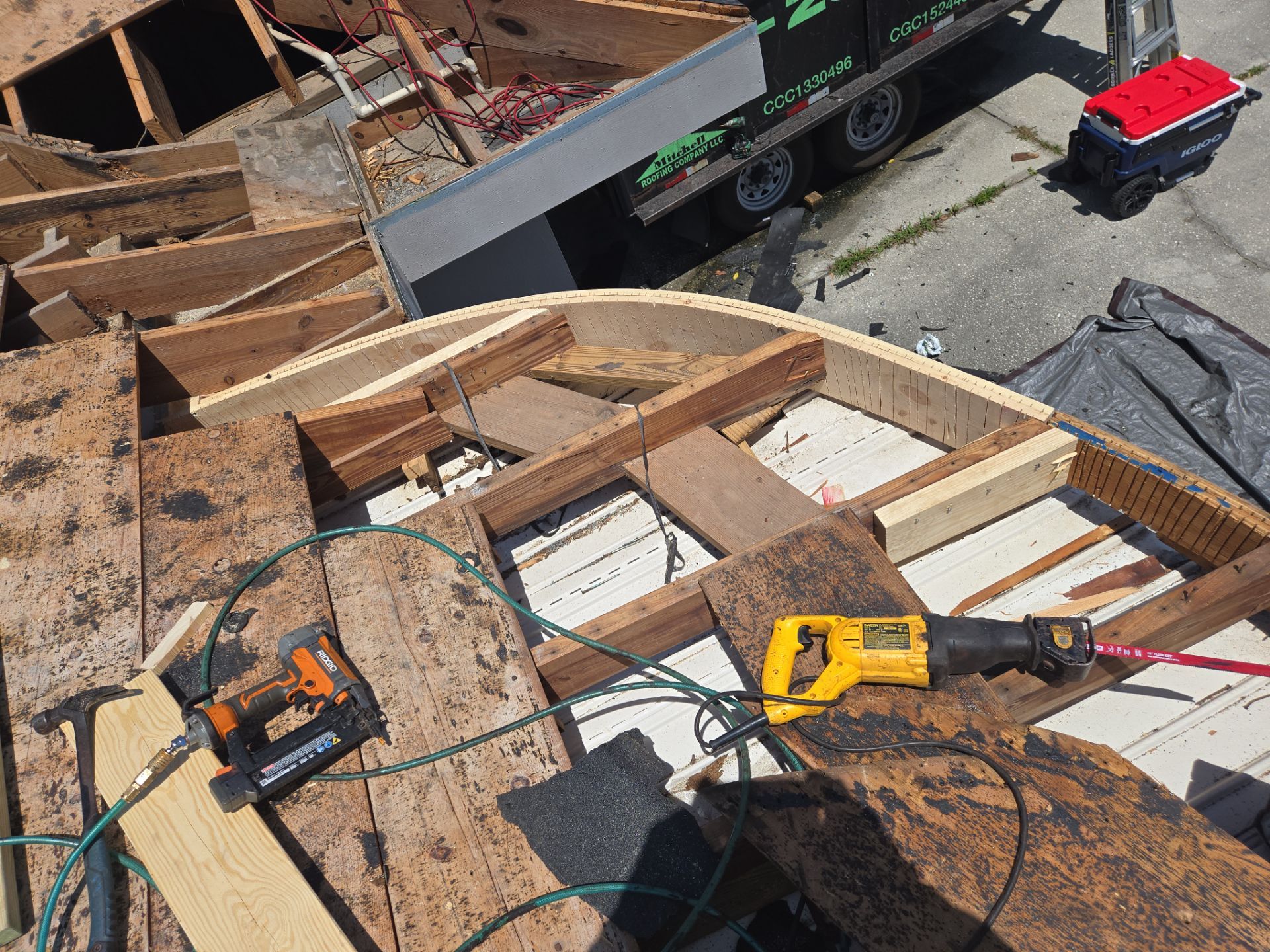 Project in Seminole 33772 by Mitchell Roofing Company LLC