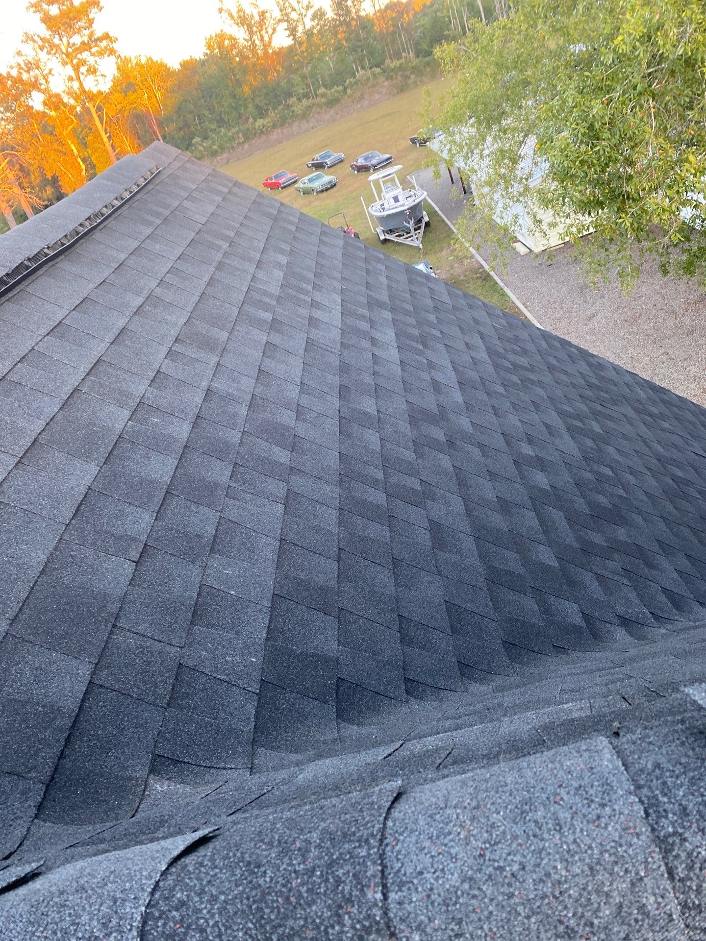 GAF HDZ - Charcoal by Linta Roofing Inc