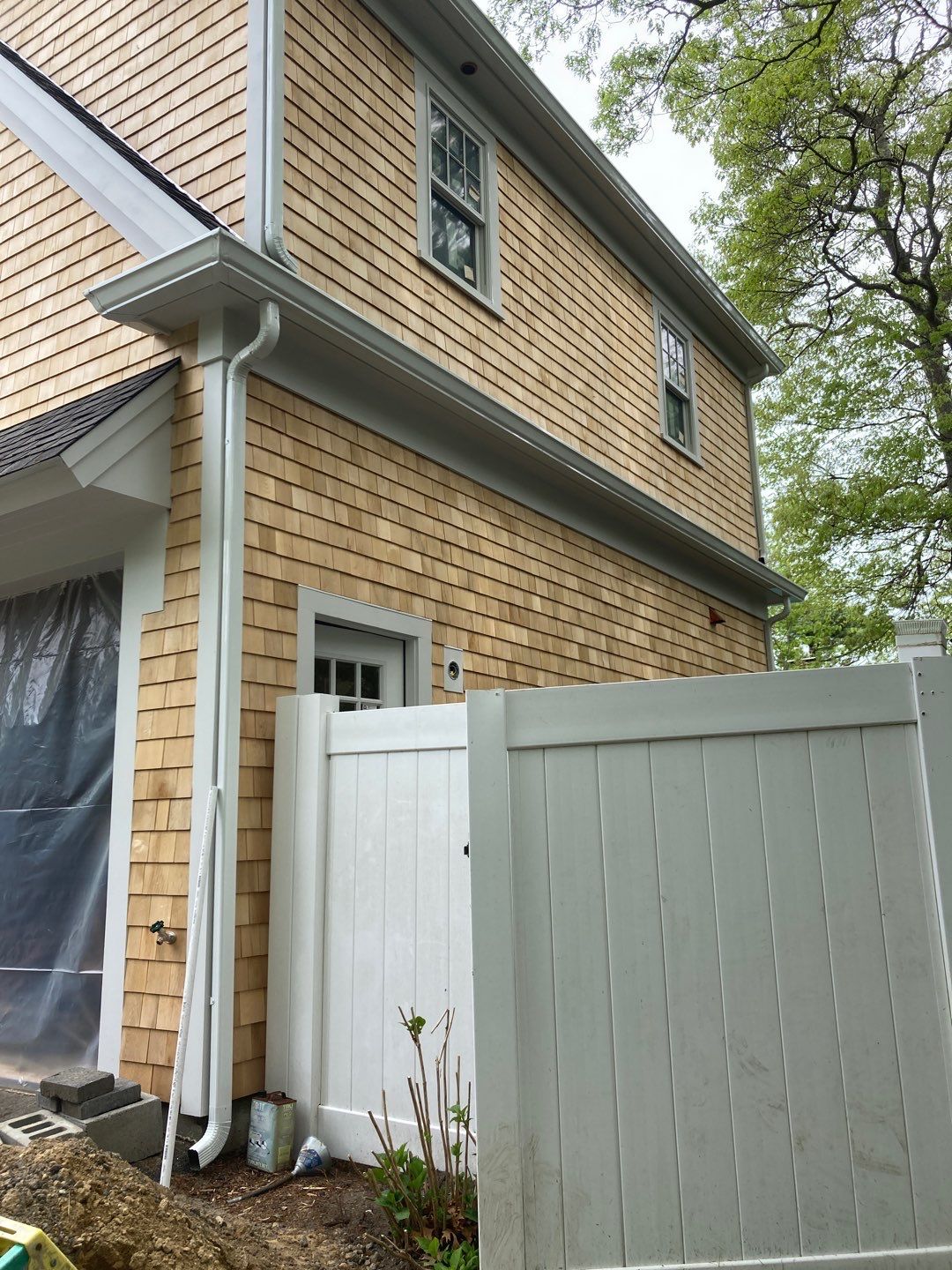 Gutter Installation using 6" K-Style Aluminum Gutter by Gutter Pro Enterprises