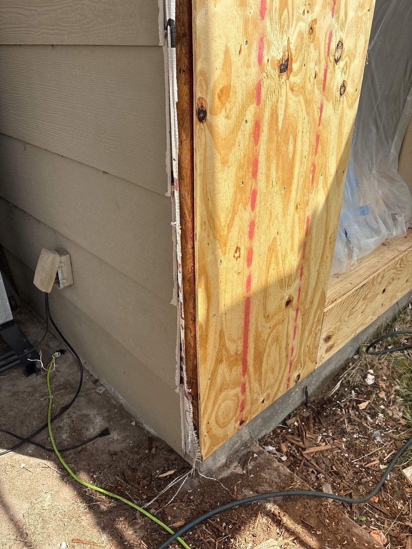 Poorly installed Windows WILL Destroy a home! by Bayfront Roofing and Construction