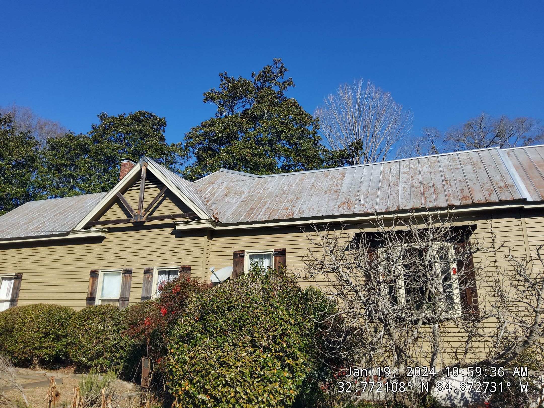 Residential Roofing Sealant  by iGreen Solutions
