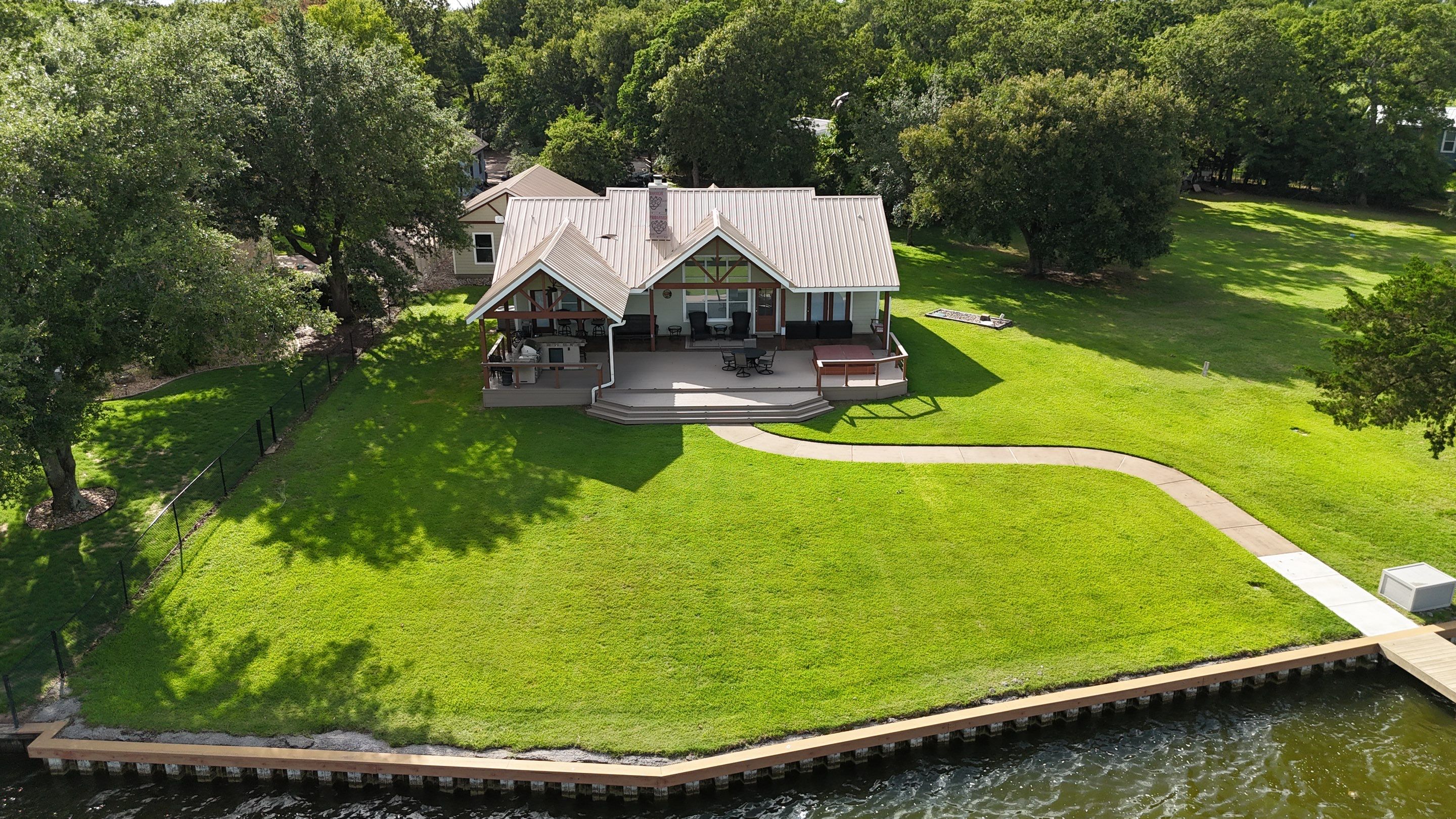 Groesbeck, Tx - Metal Roof, Gutters, & Wood Repiars by DT Roofing - Seth Wells