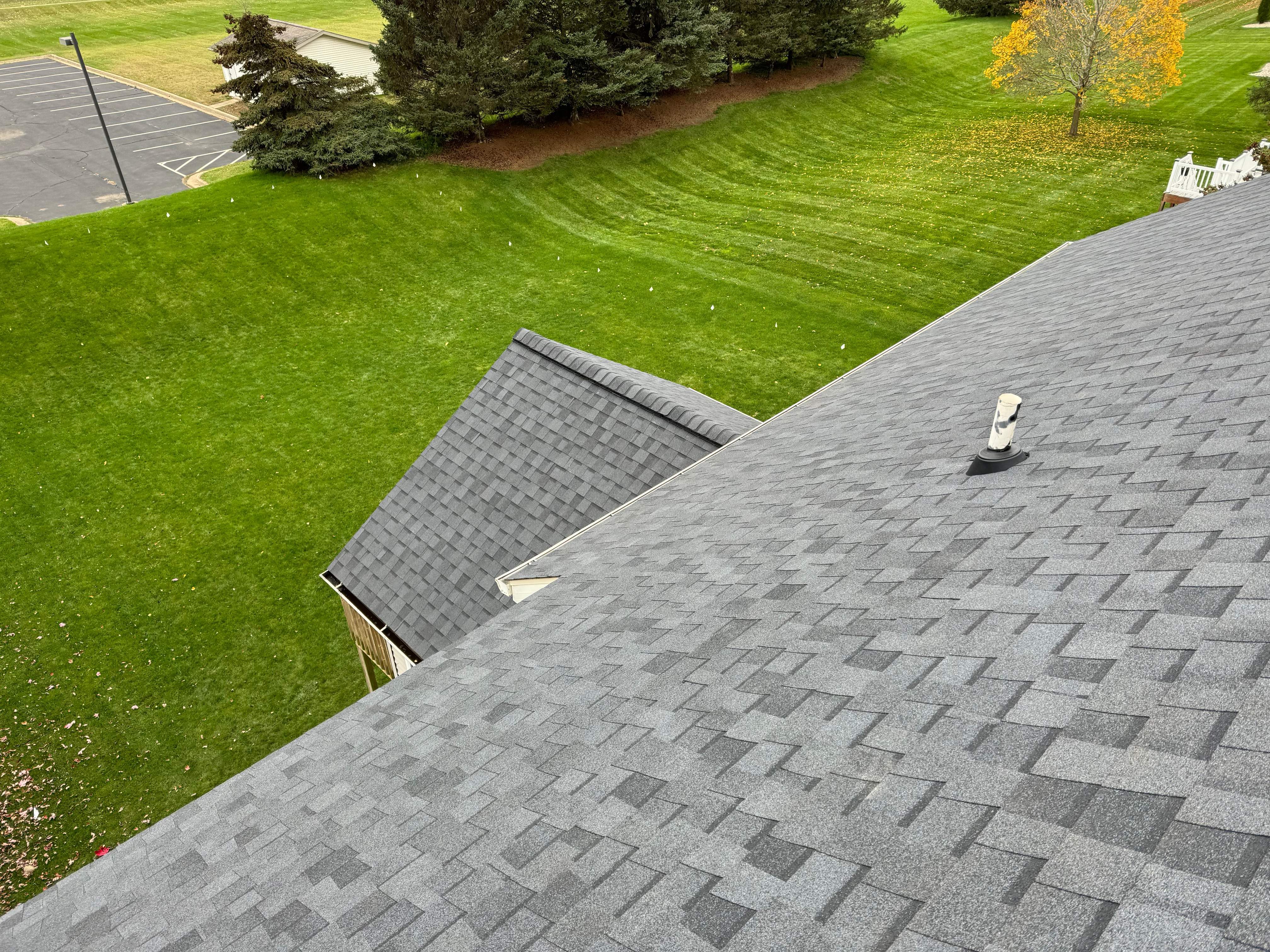 Residential Roofing Installation using Certainteed Landmark ClimateFlex by GRACCO
