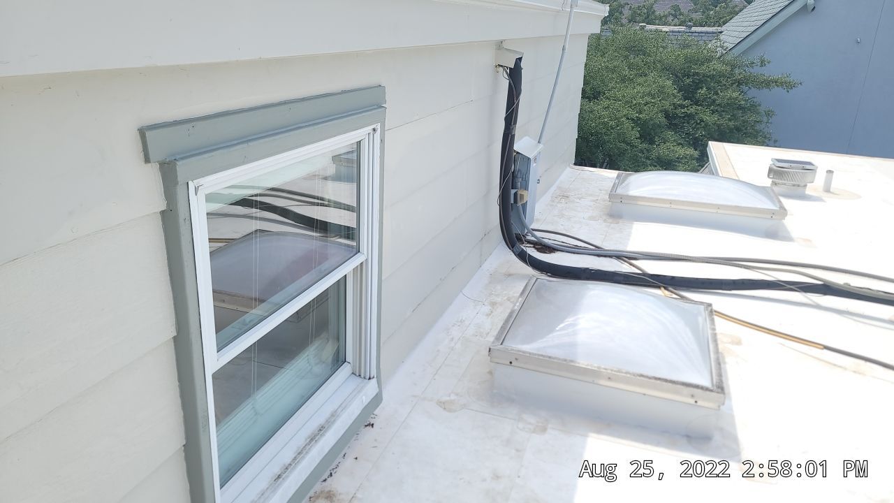 Siding Repair  by Tex-Line Roofing