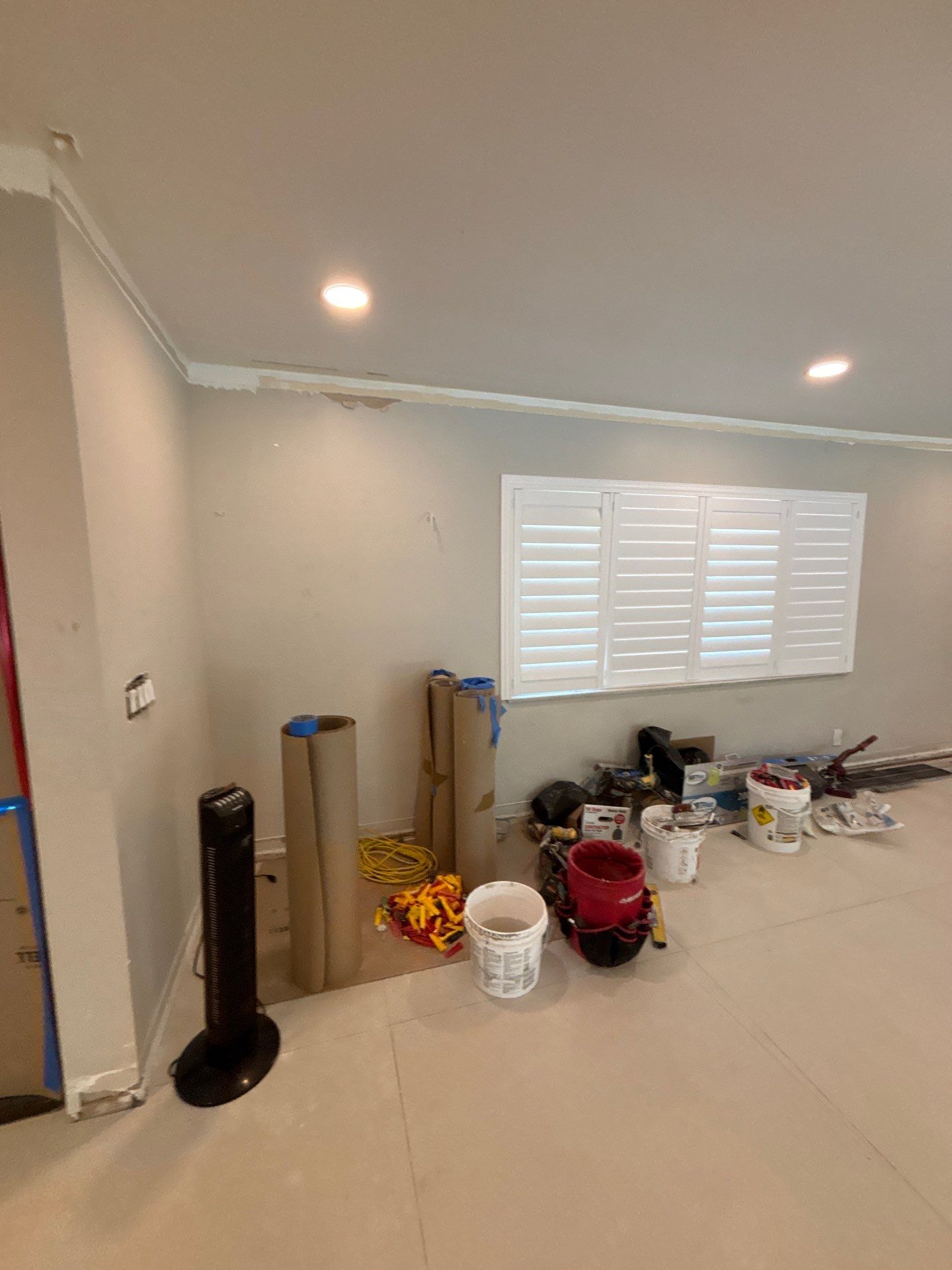 48x48 Flooring - East Boca Raton by Hevi Tile