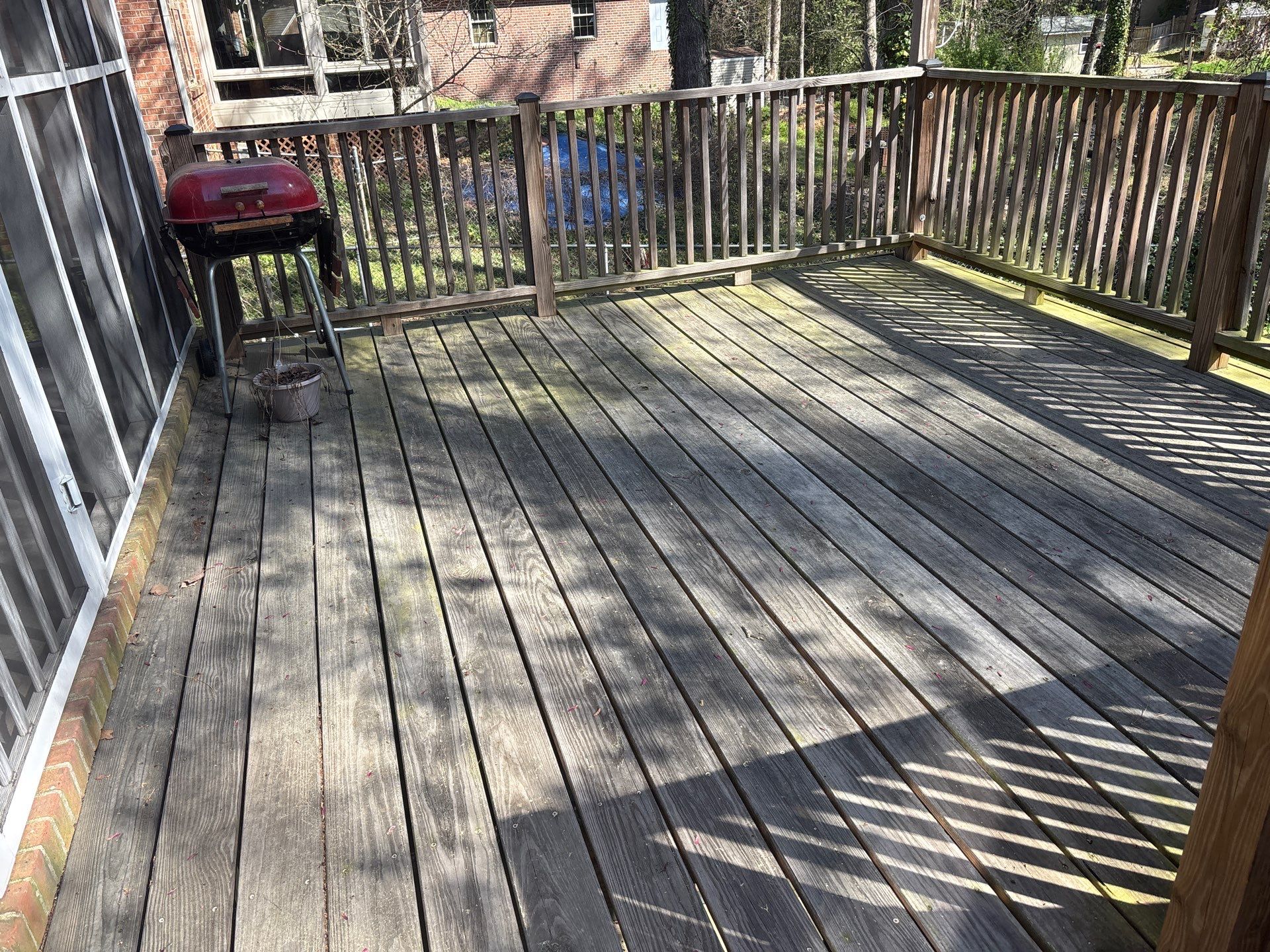 Deck using Wood Sealant by DuraSeal