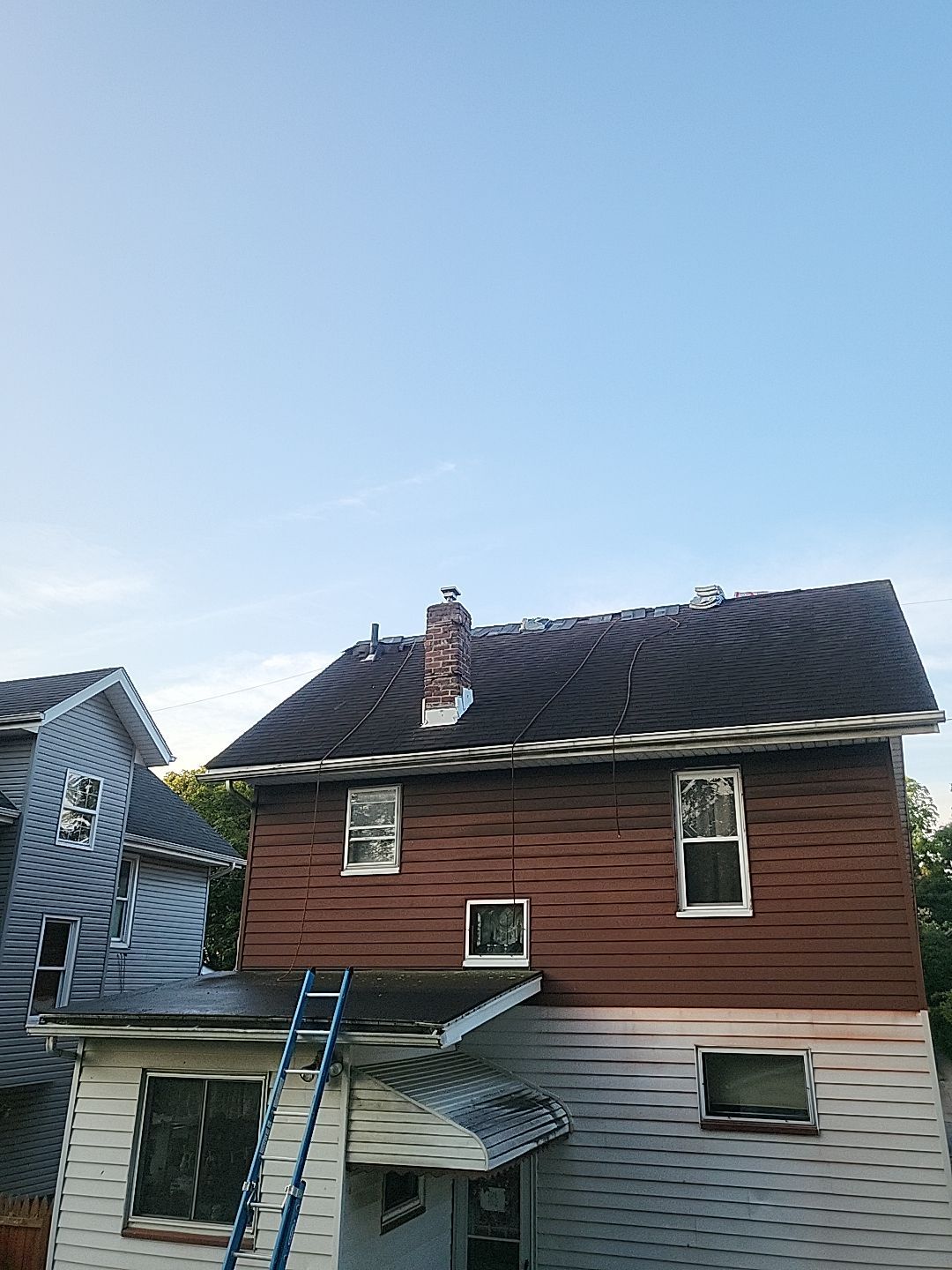 ATLAS PINNACLE COLOR: COASTAL GRANITE by Eagle Eye Roofing