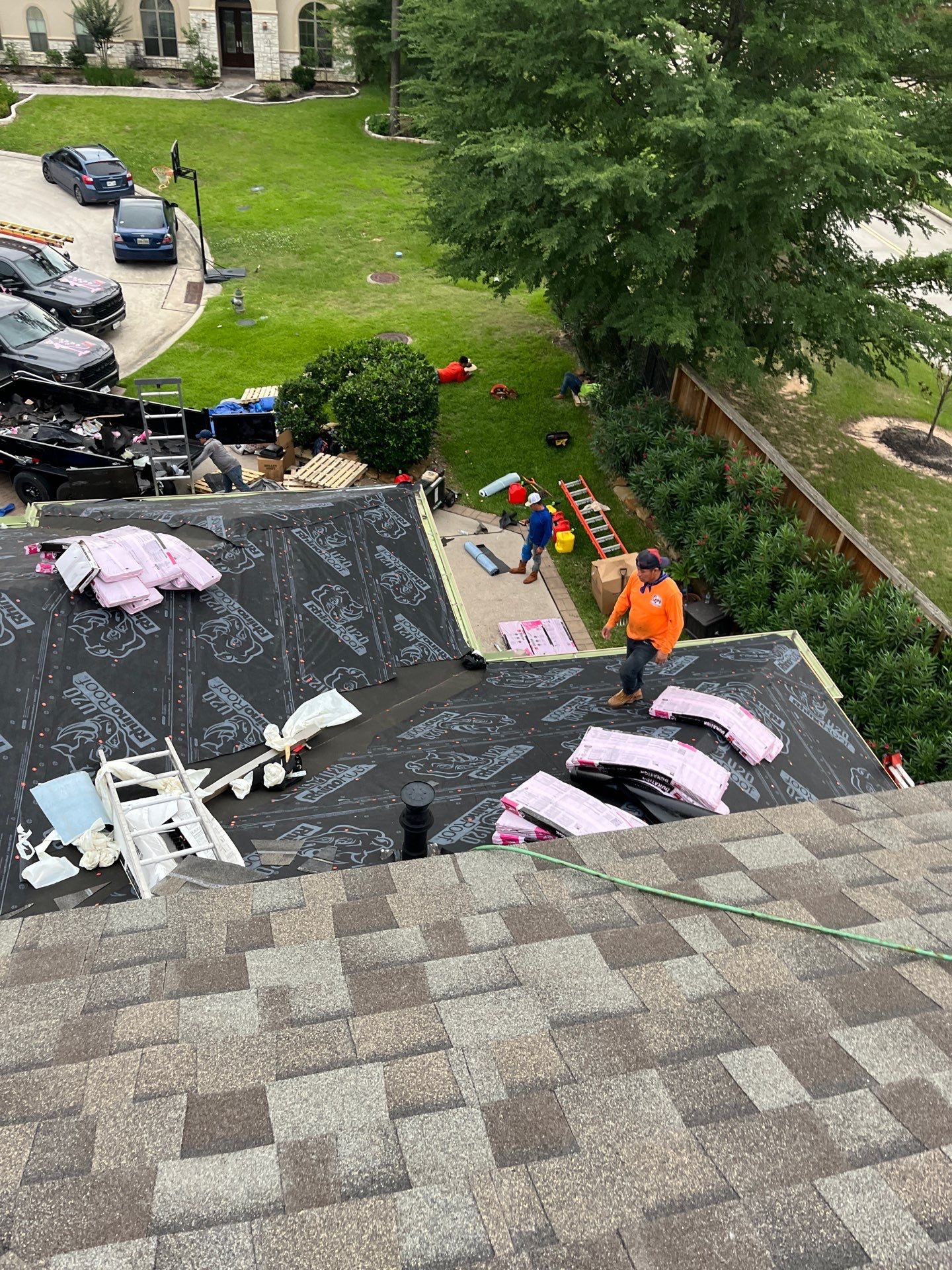 Residential Roofing Installation using Owen's Corning Duration (Lifetime) Shingles by Roof Repair Company