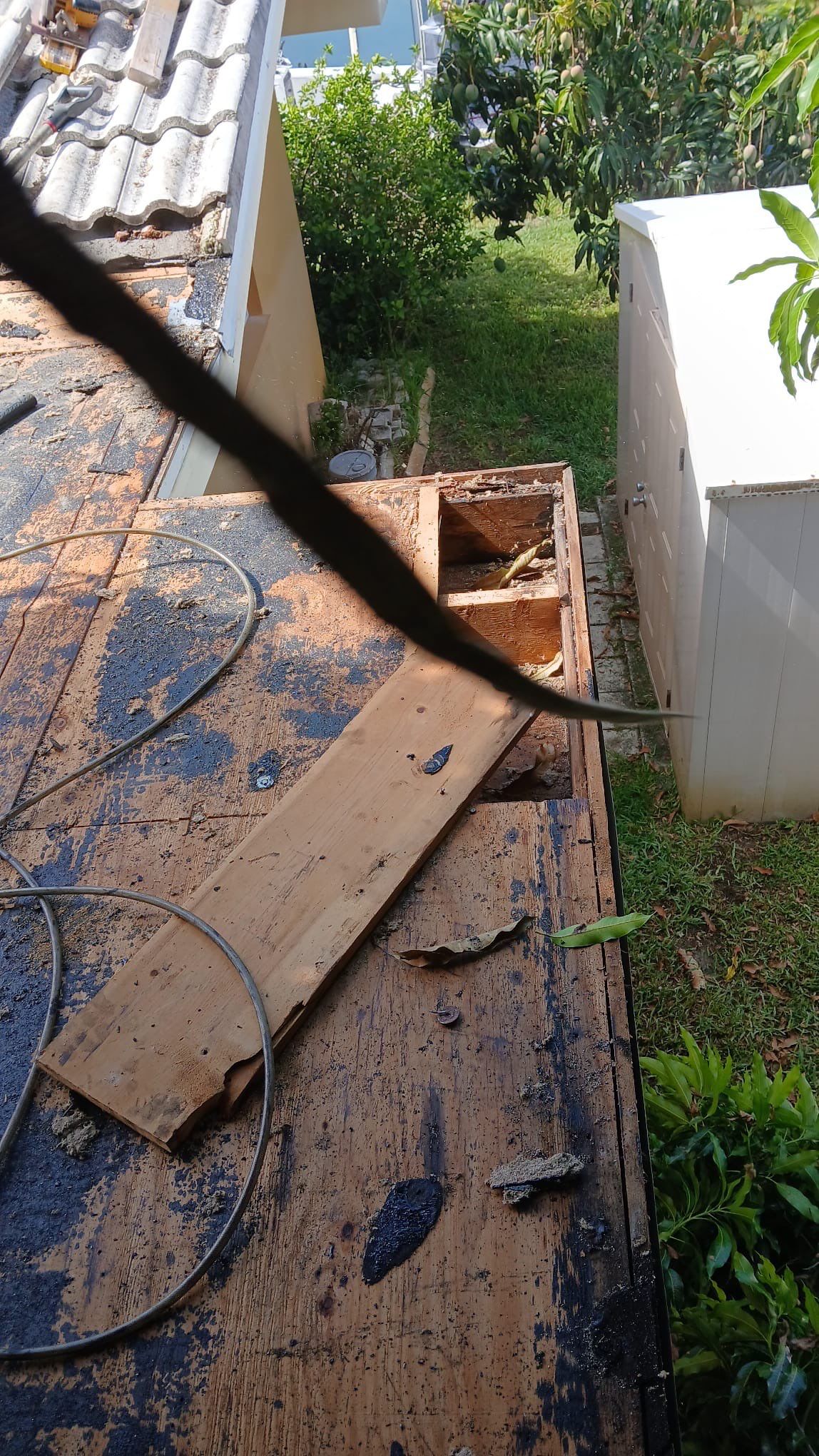 Project in Largo 33774 by Mitchell Roofing Company LLC 
