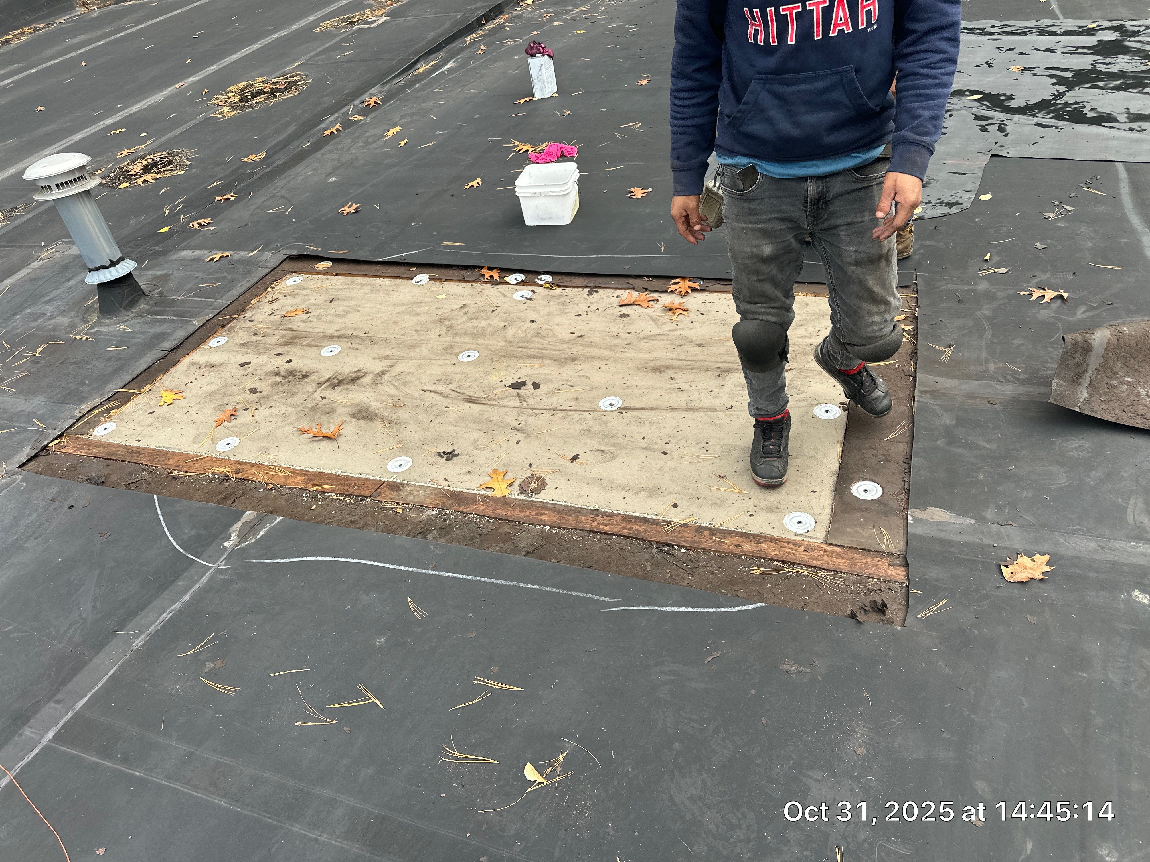 Acton EPDM Roof Edge Reconstruction with Tapered Insulation System by Mighty Dog Roofing of Greater Middlesex County
