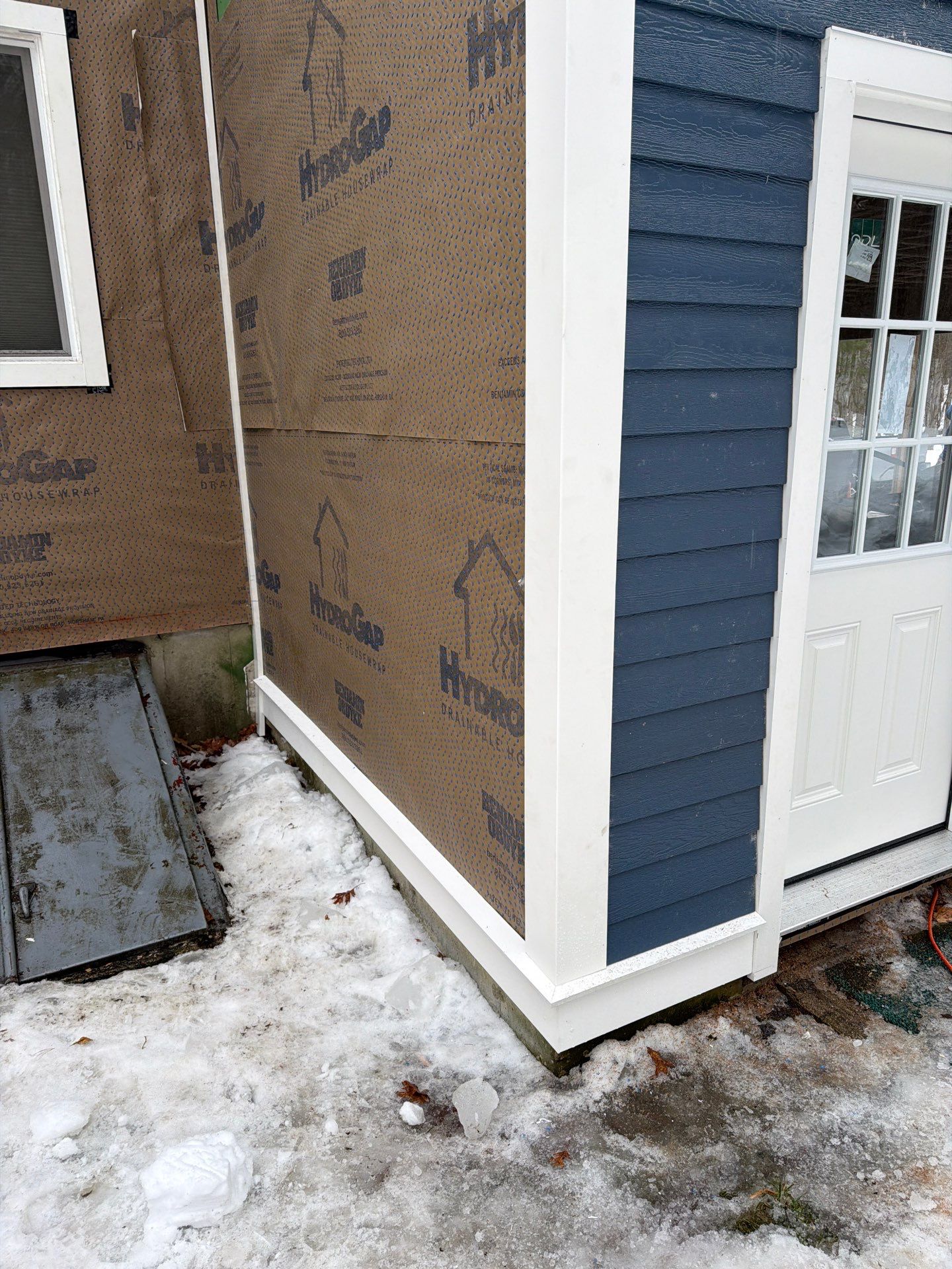 Custom ADU Construction with Vaulted In-Law Suite – LP SmartSide®, ZIP System® & Harvey® Windows by Sensible Home Solutions