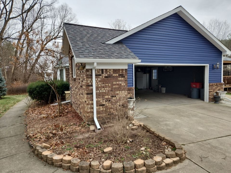 Roof Replacement using CertainTeed Landmark by 180 Contractors