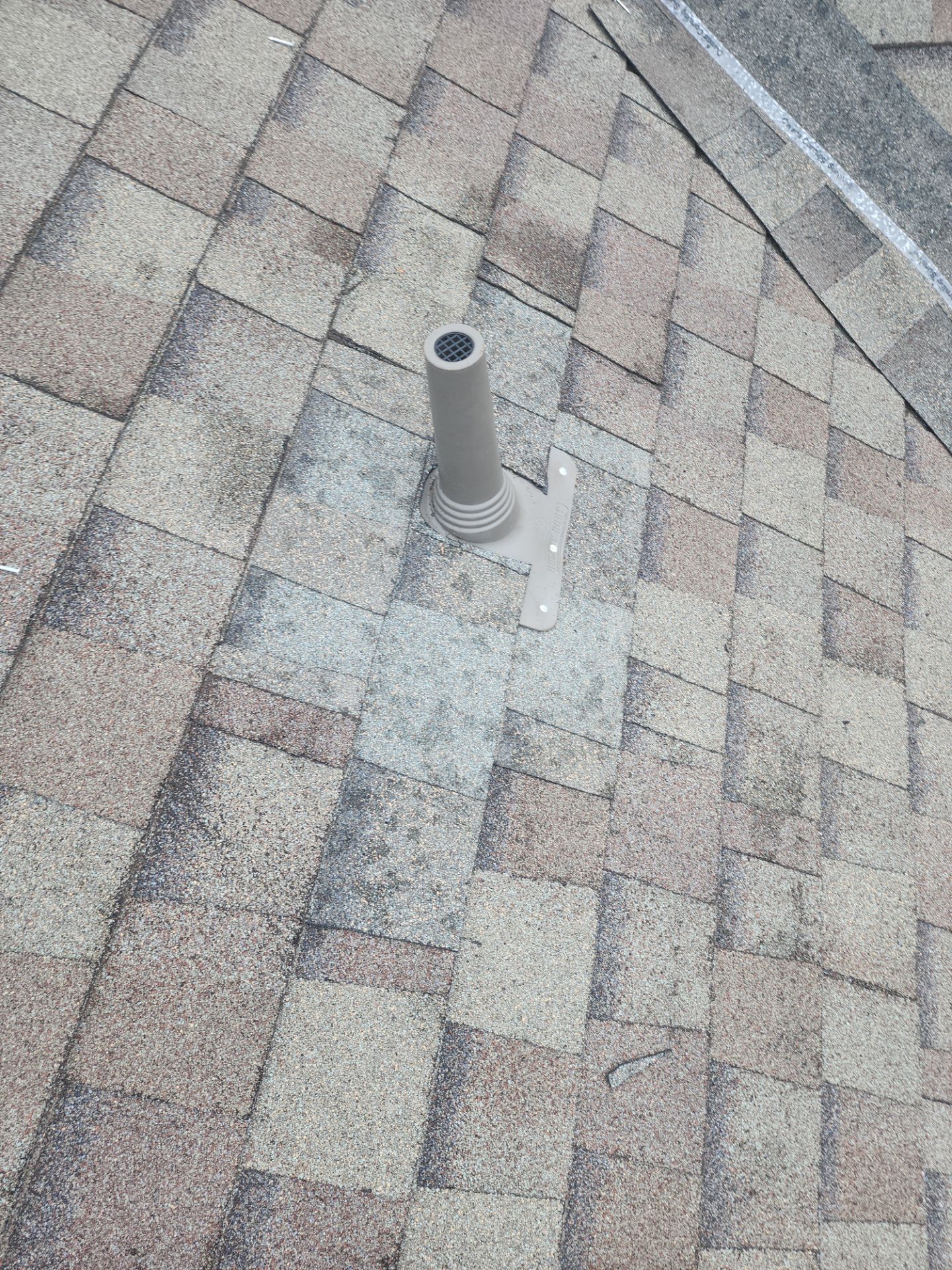 Hail Damage using Owen's Corning Duration (Lifetime) Shingles by Roof Repair Company