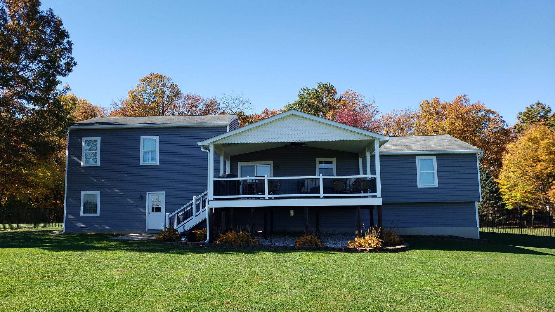Siding, Window & Door Installation by Roof Right Inc