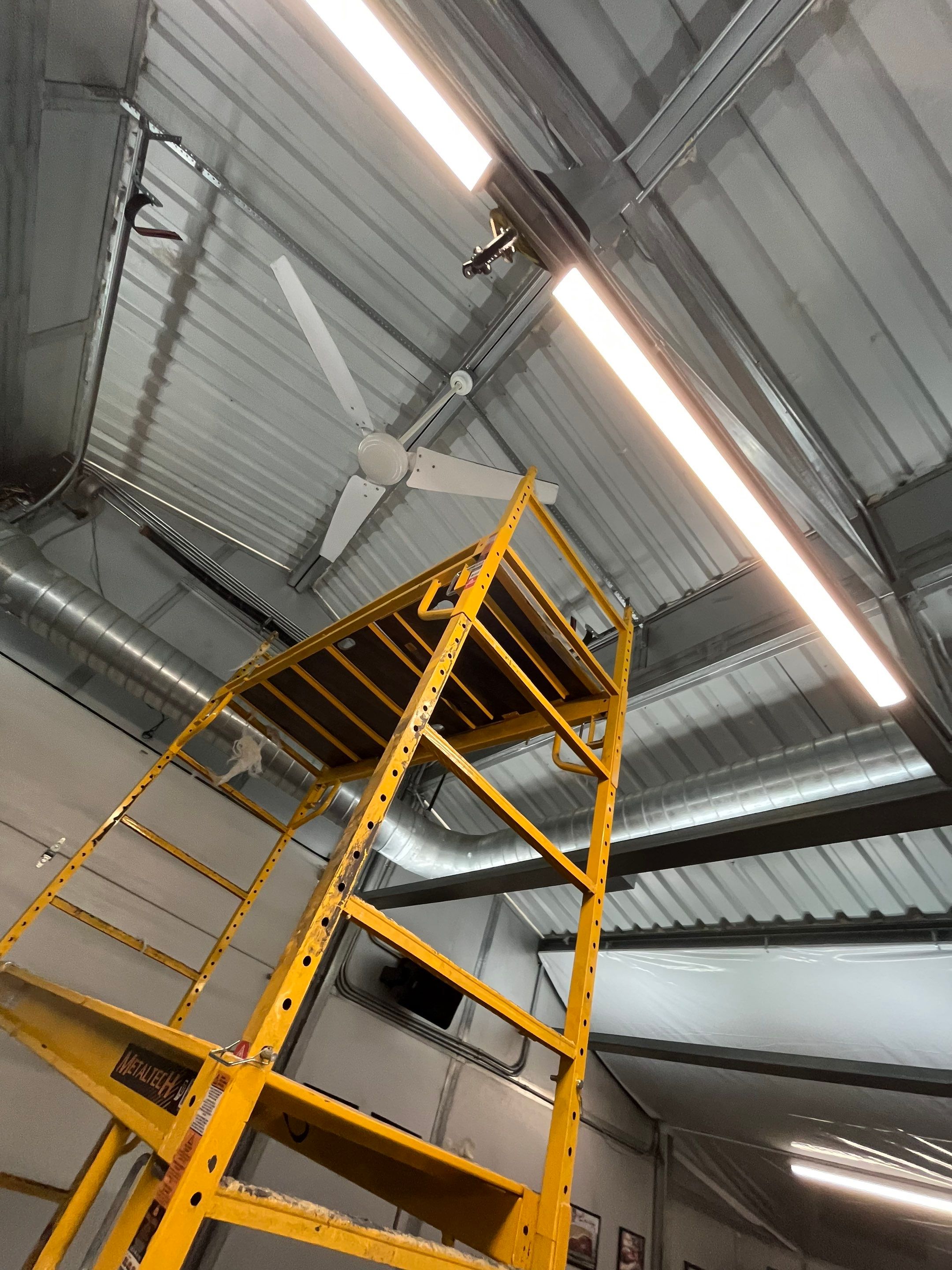 Sunnyvale Tx, Close cell spray foam custom garage  by Apex Insulation Solutions