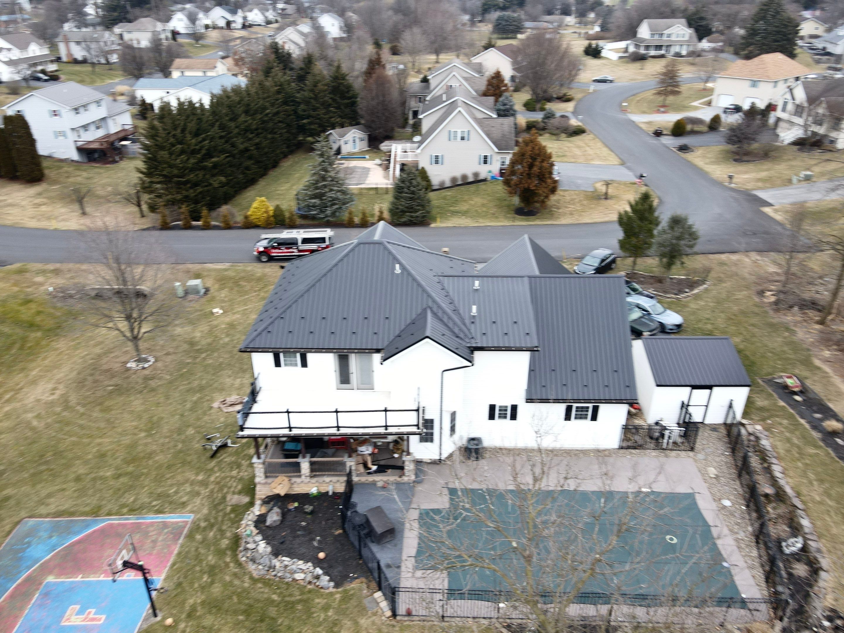 Everlast Azm Black by Teflon Roofing