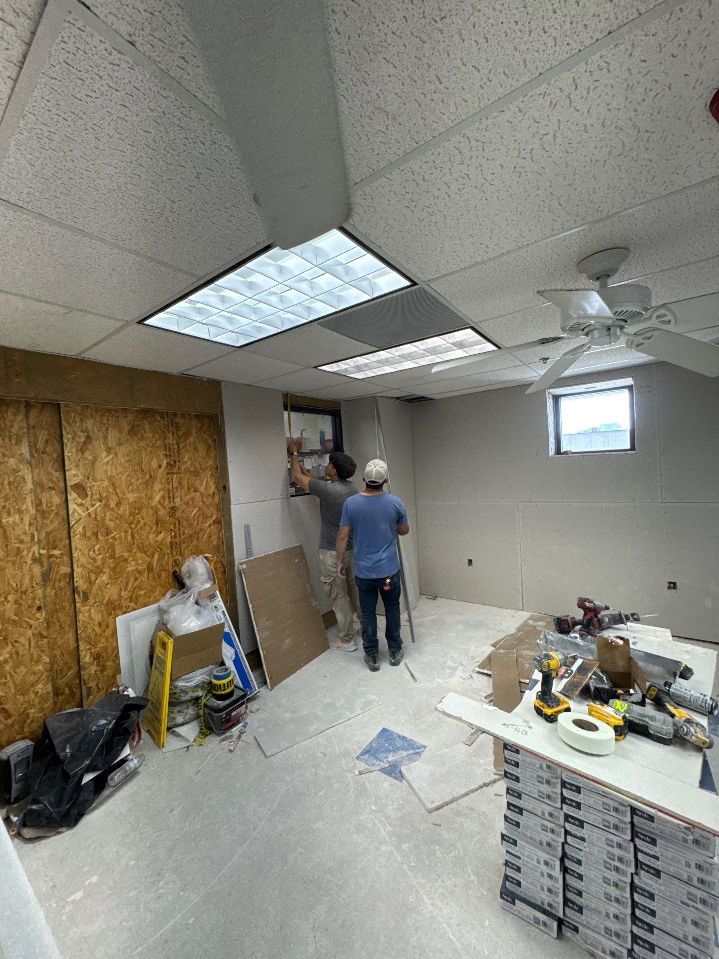 C-Store renovation at Dallas Life by EL-GC LLC 