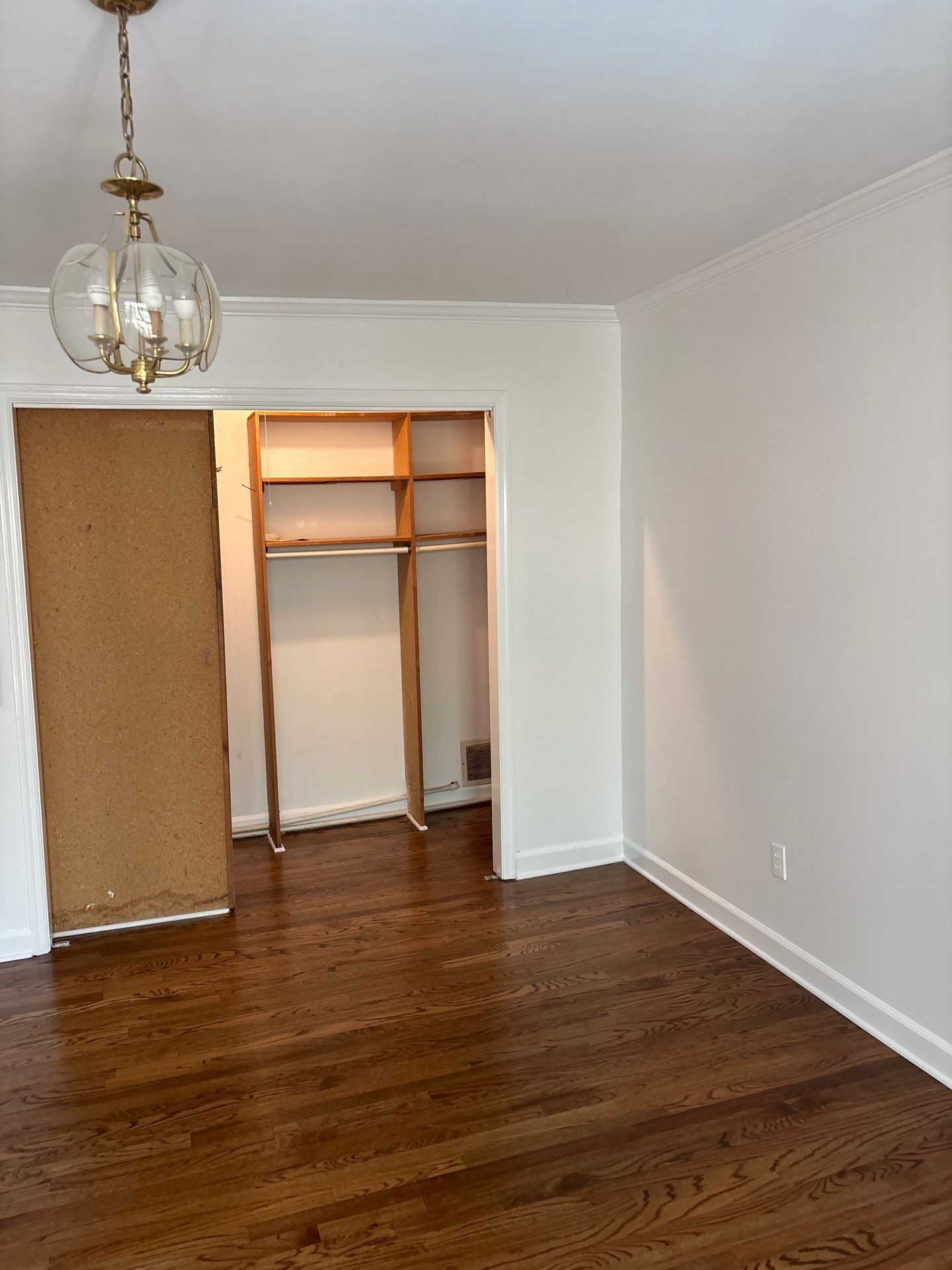 From Outdated to Elegant: A Timeless White Transformation by Atlanta's Paint Doctor