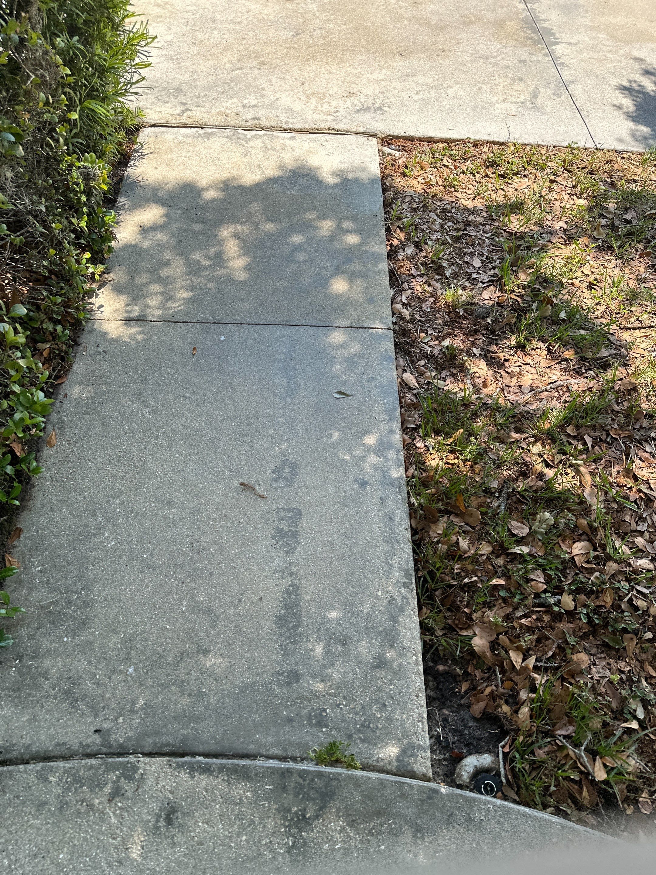 1-Story House Wash, Driveway, Patio/Lanai & Screen Enclosure Cleaning in Oakley Community, Ellenton, FL | Sunshine AquaWash by Sunshine AquaWash