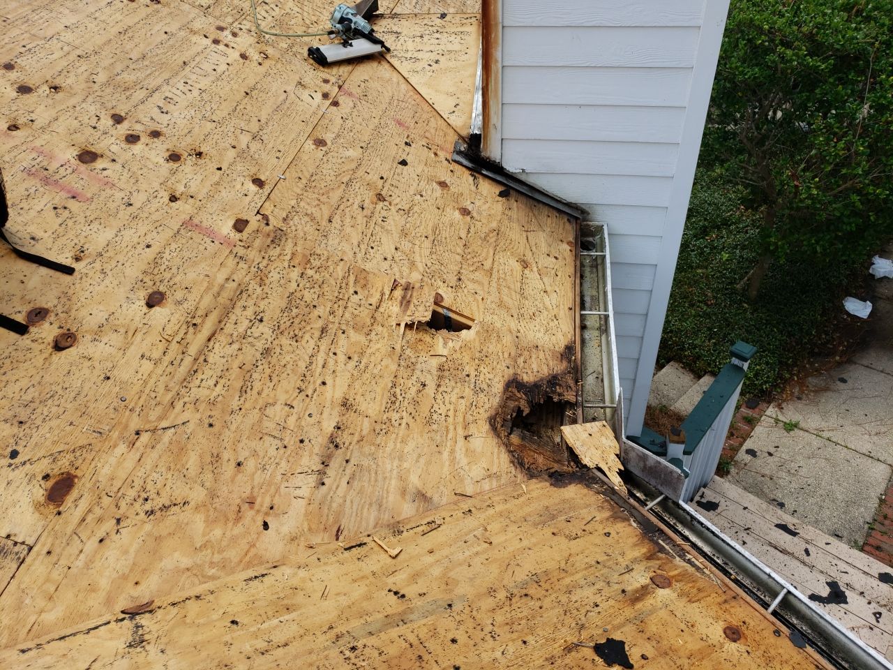 Residential Roofing Installation using Roof Replacement by American Roofing & Construction LLC