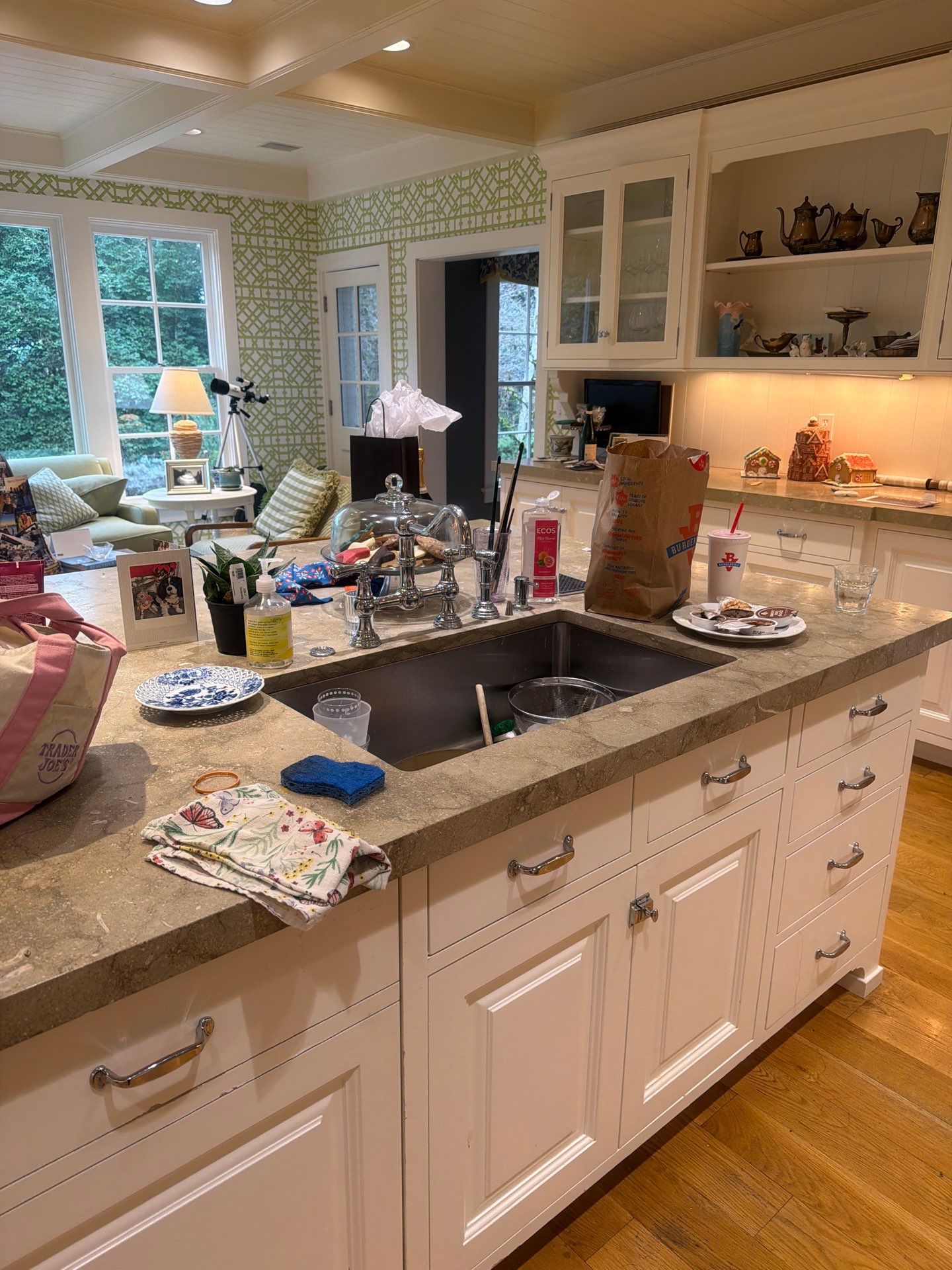 House Cleaning and Maid Service in Dunthorpe Portland by Cloud 9 Professional Cleaning Services