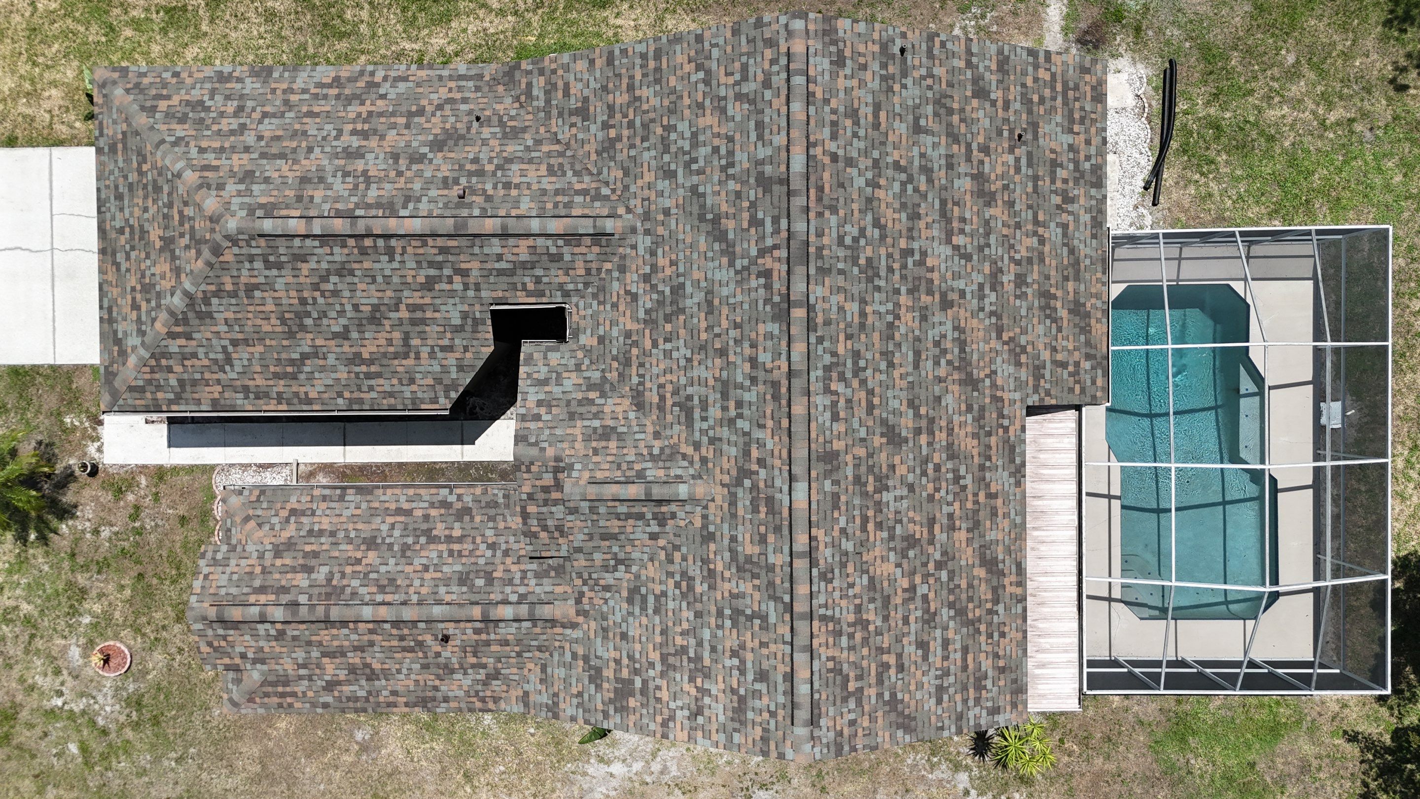 Roof Replacement in Wesley Chapel, FL by Shingle Masters Roofing