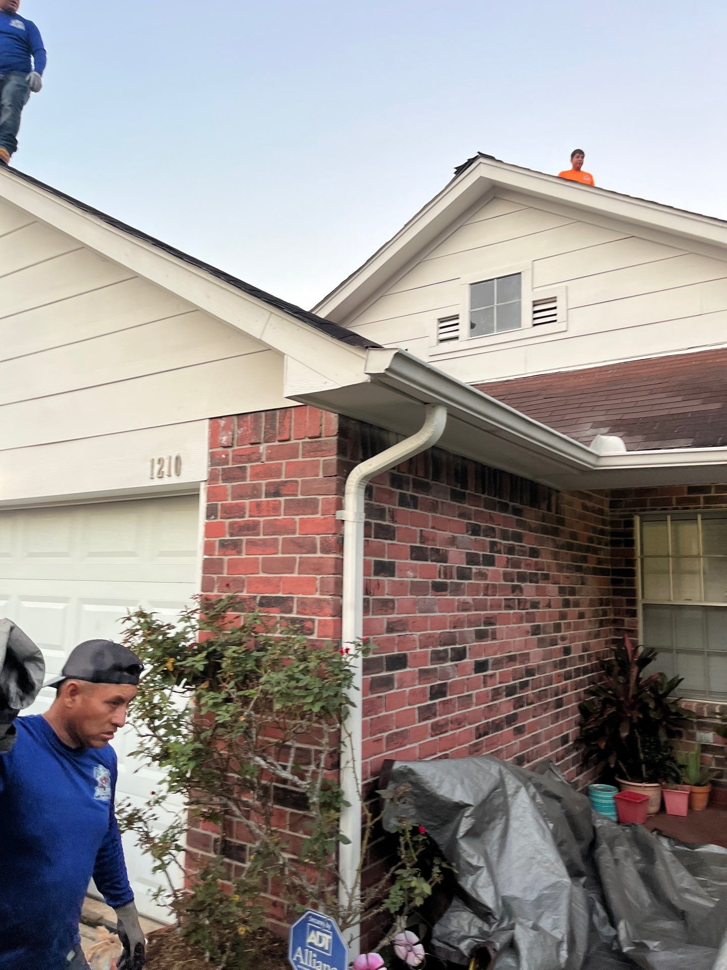 Roof Replacement Missouri by Roof Repair Services LLC