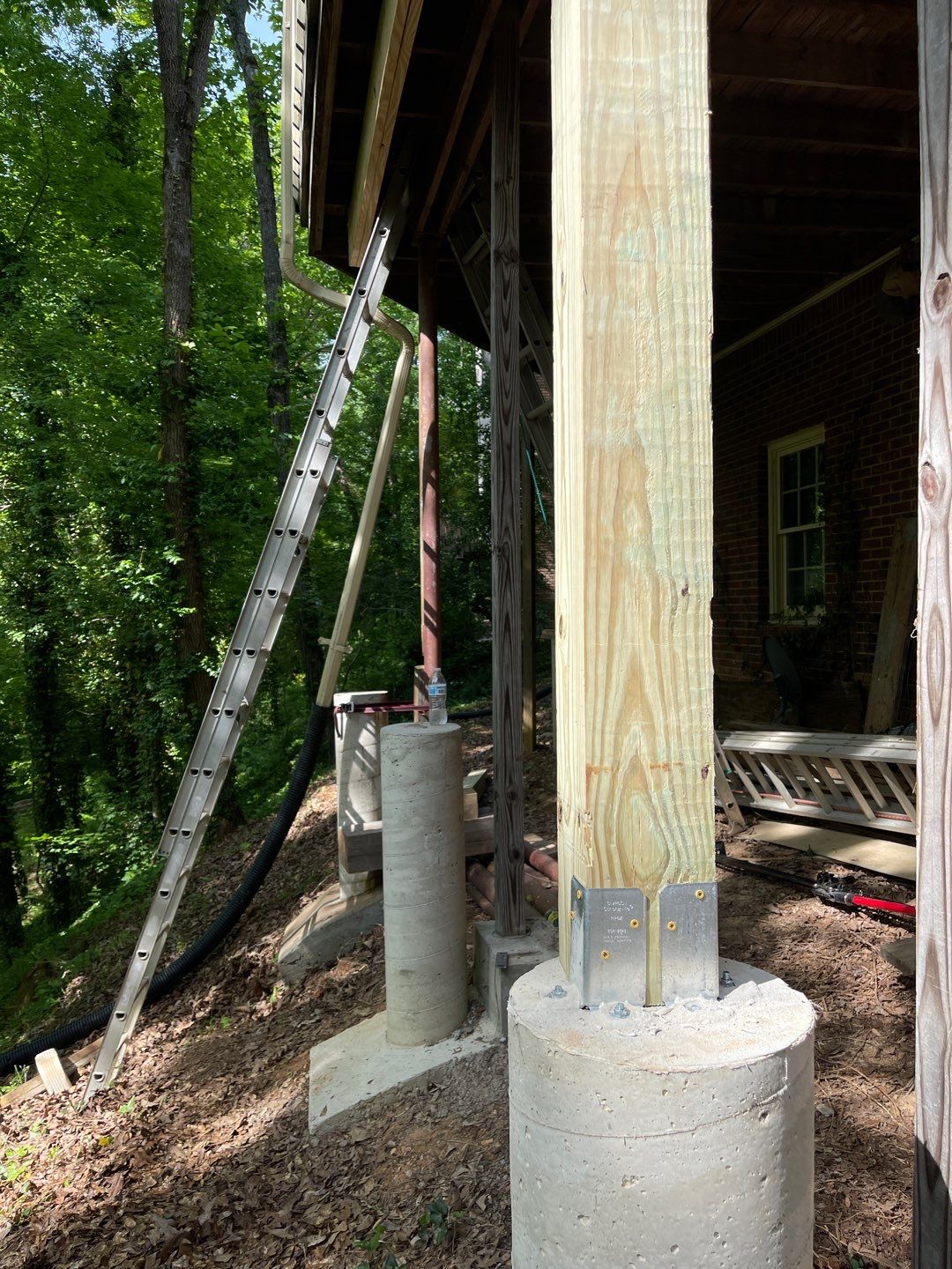 Riverchase - Structural Support by Pillar and Pine