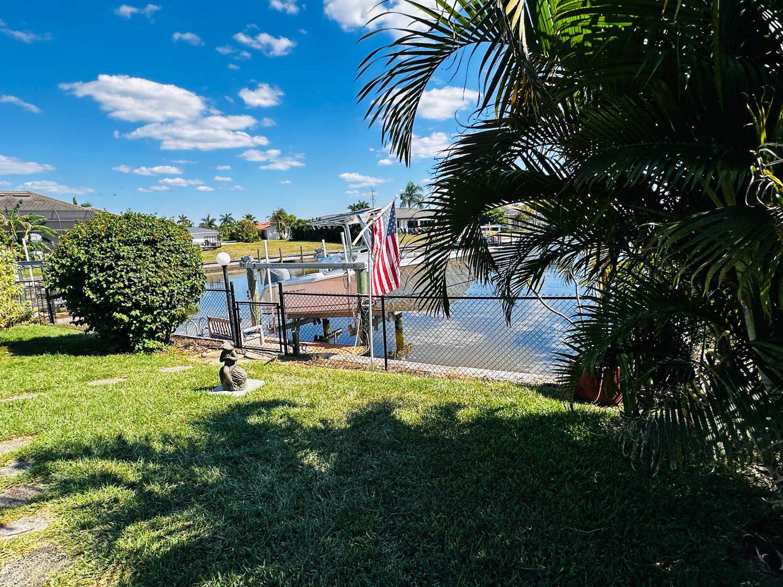 Waterfront Aluminum Picket Fence Installation in Punta Gorda by True Fence LLC