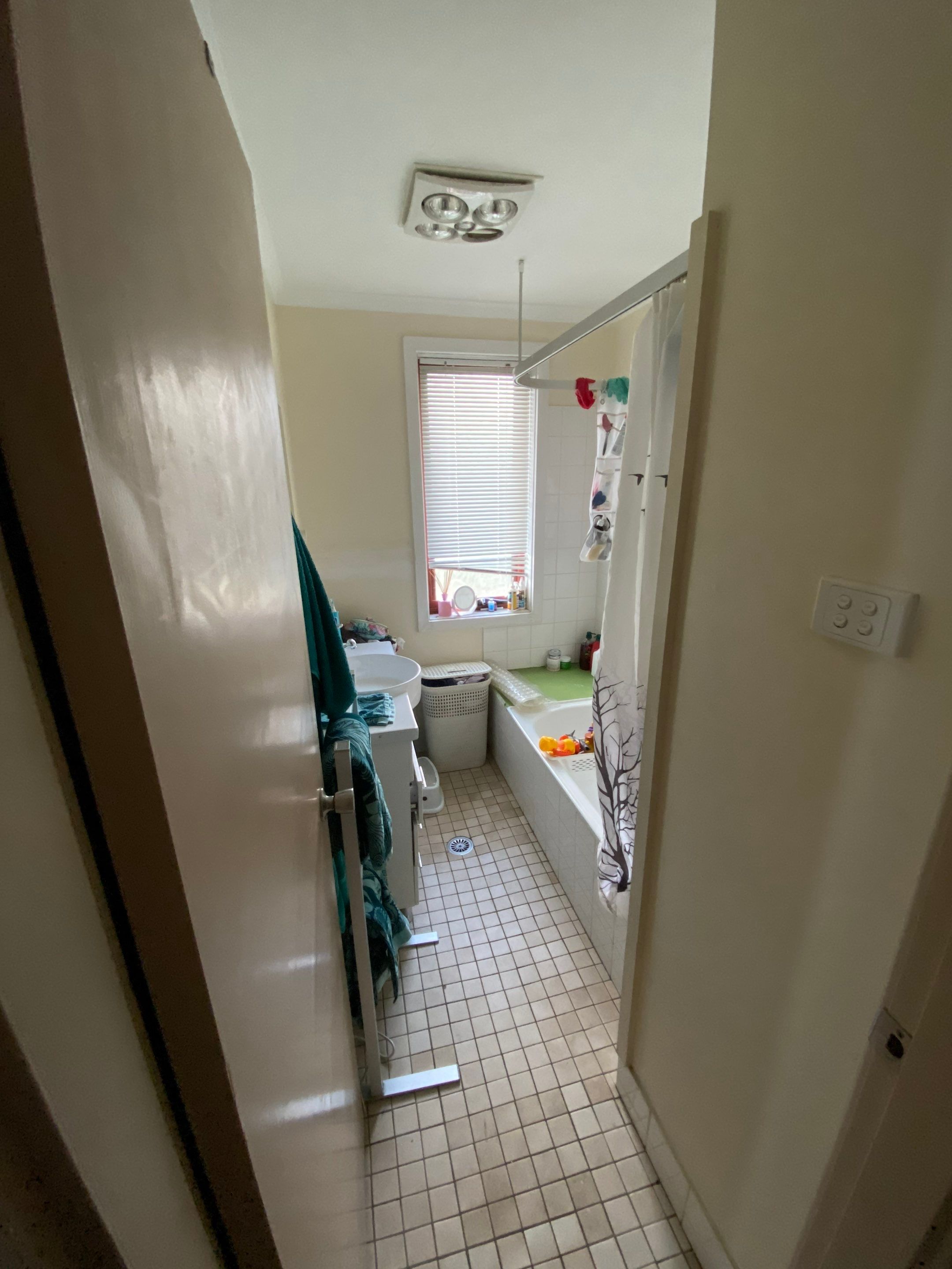 Bathroom, Toilet & Laundry Renovation by Re-seal Bathrooms