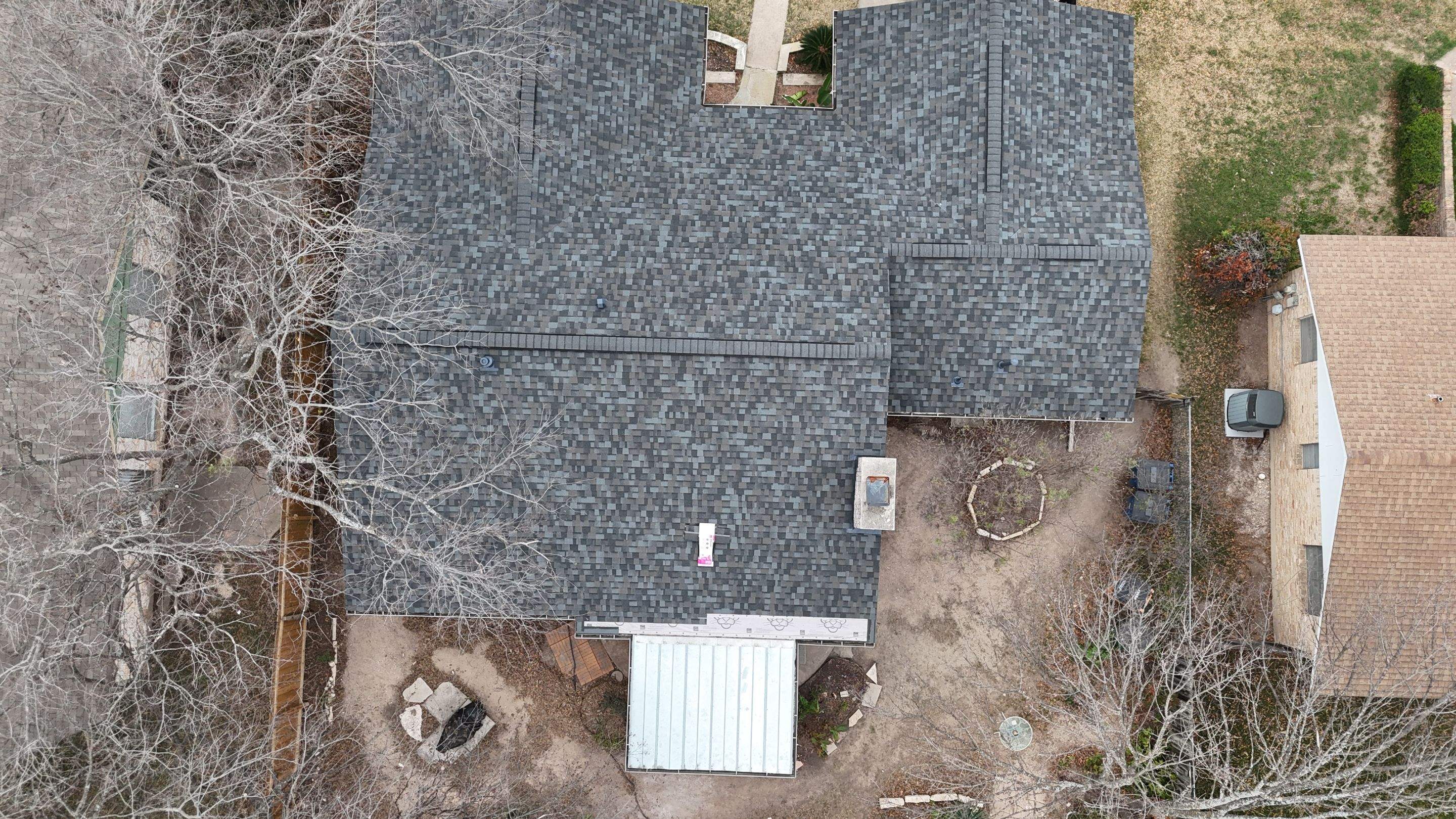 Williamsbur Gray - Owens Corning TruDefinitios Duration + Dark Bronze -  L&A Metals by RoofsOnly.com