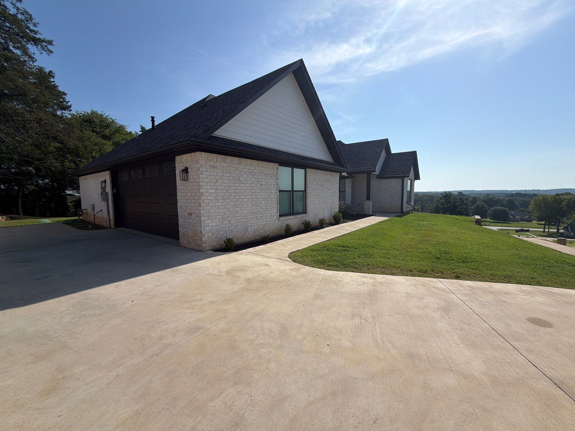 Bright Brick Repaint in Tyler, TX by Quality Coats Painting
