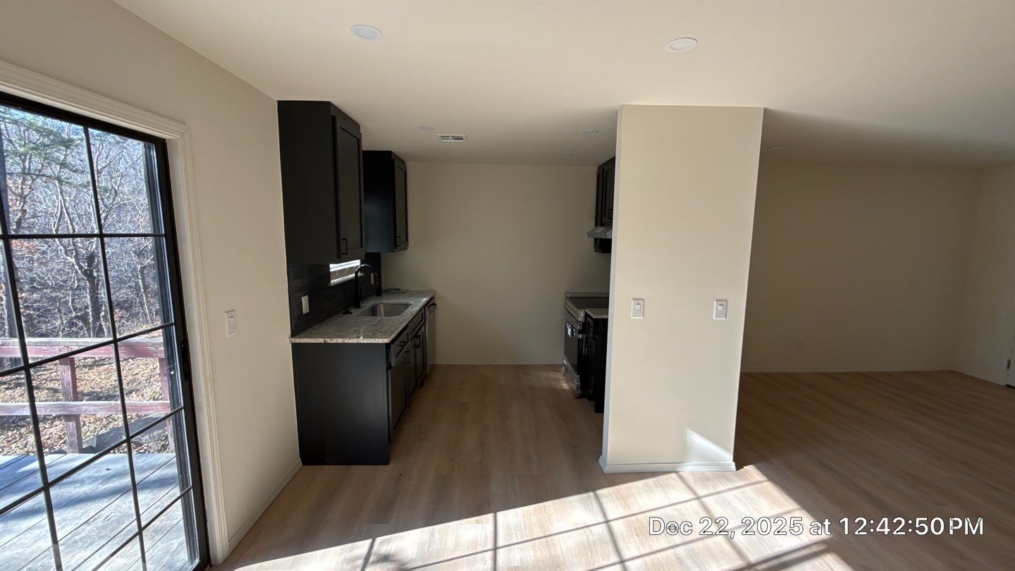 Project by Decor Roofing & Restoration by Decor Roofing & Restoration